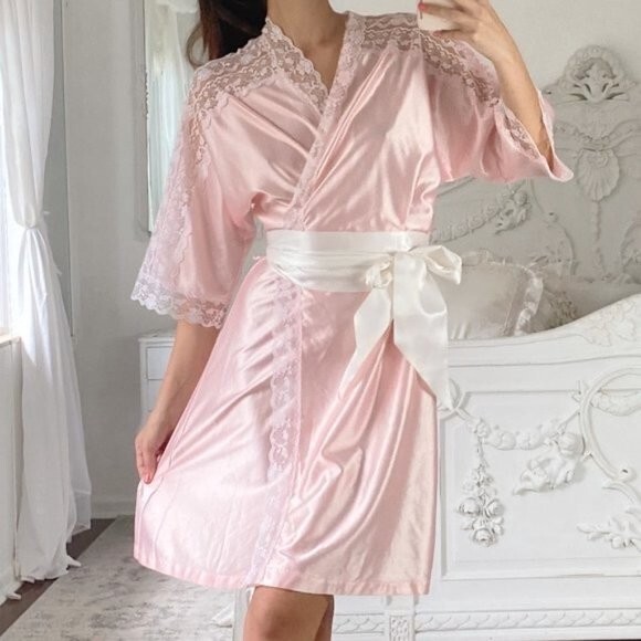 Vintage Baby Pink Lace Robe Cottage Core Boho Bed Jacket Large