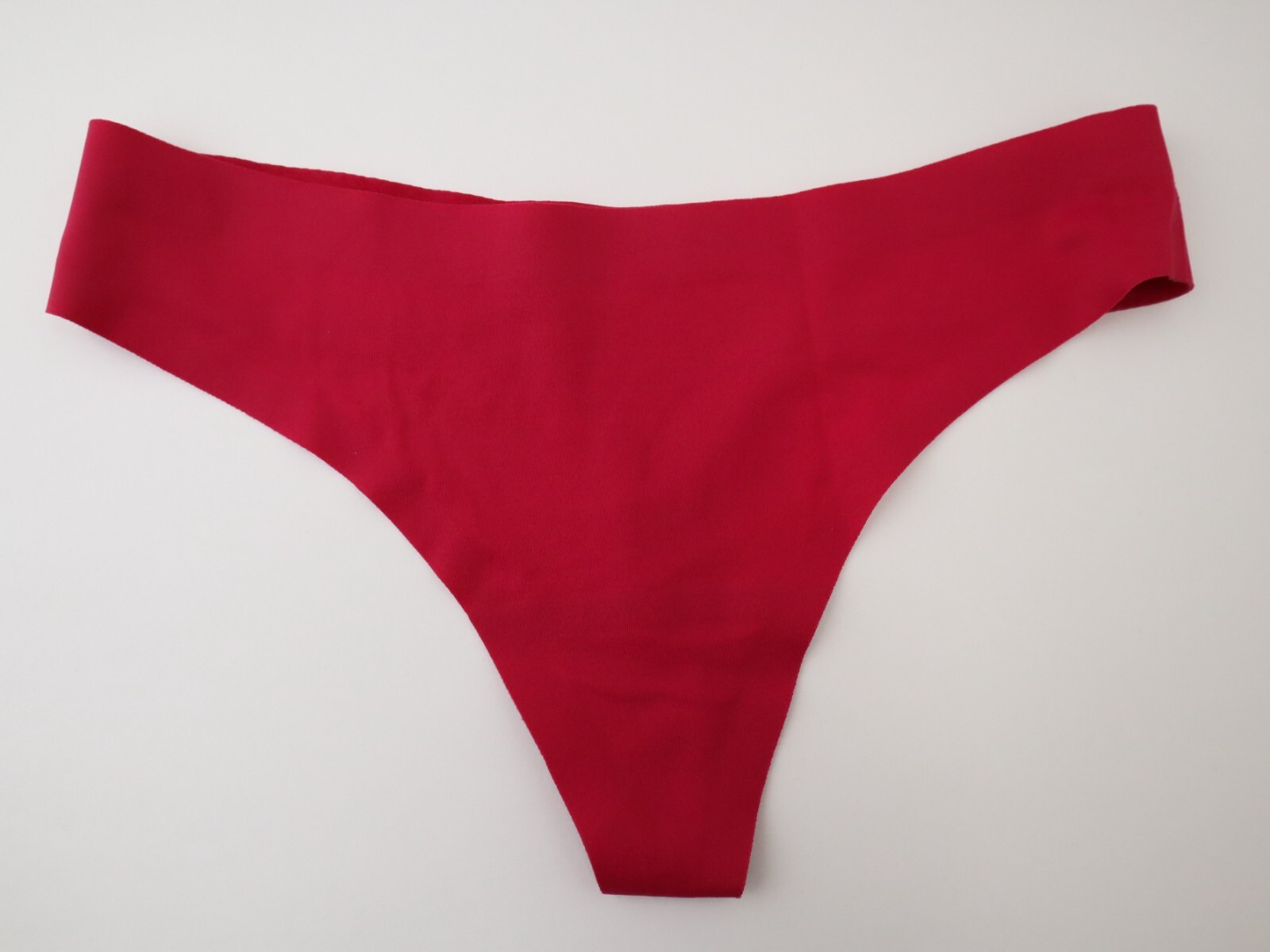 2 Victoria’s Secret VINTAGE 2008 No Show Hiphugger & Thong Panties Lot SMALL