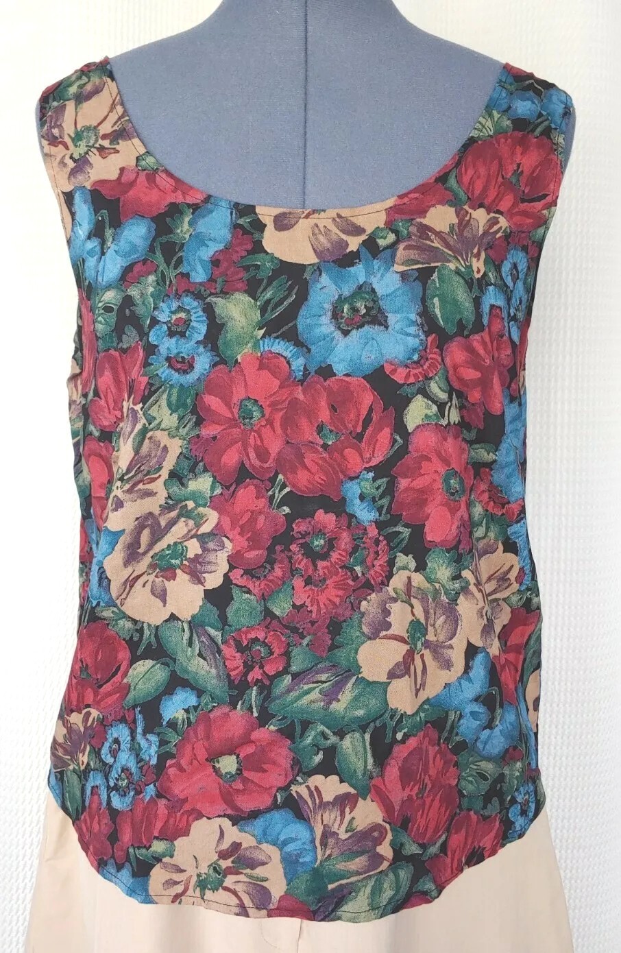 Vintage Wrapper Red/Blue/Tan Floral Tank Top/Sleeveless Top 40″ Bust Sz L?