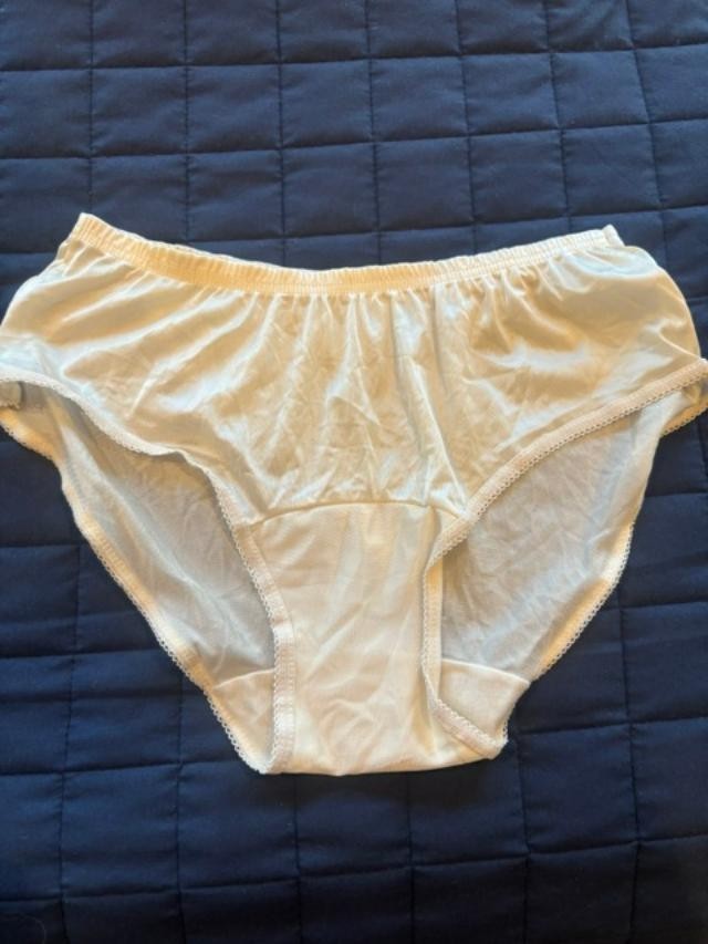 Vintage Vanity Fair Antron III Panty Cream Color