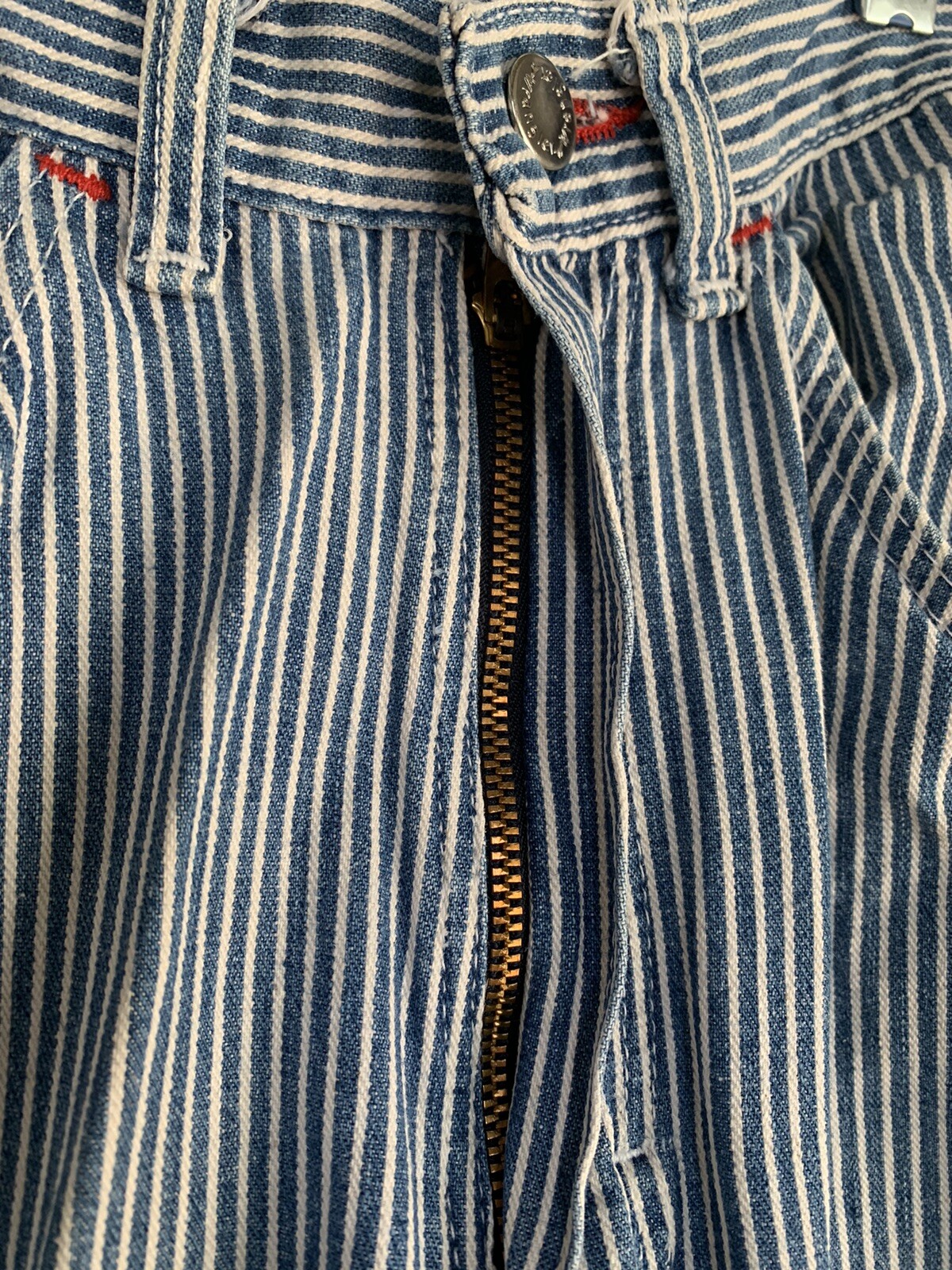 Vintage Wranglers 29×32 High Waisted Vertical Striped Conductor Jeans