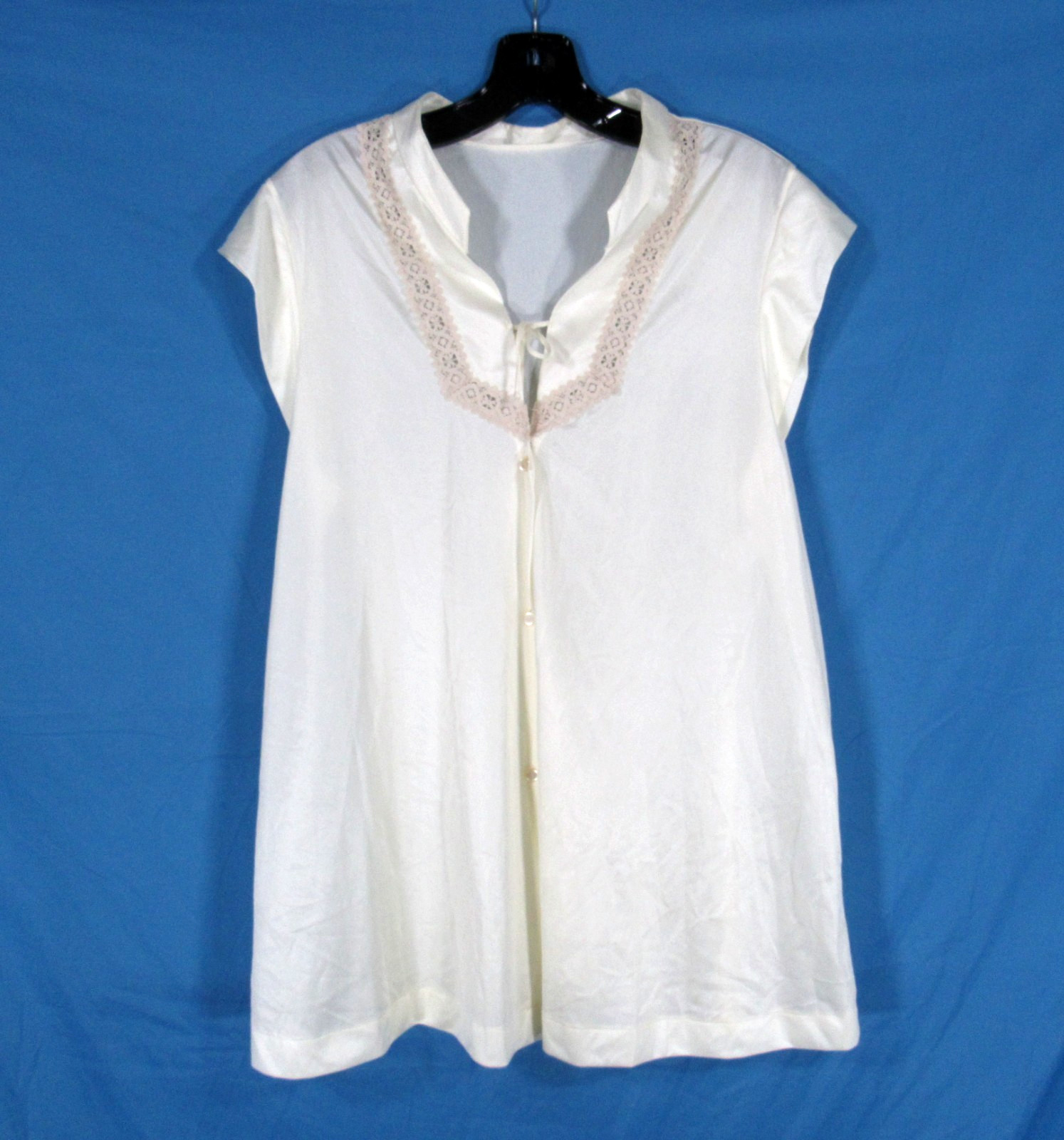 VTG GOSSARD ARTEMIS Silky NYLON Ivory LACE DETAIL Button LOUNGE BABYDOLL ROBE L