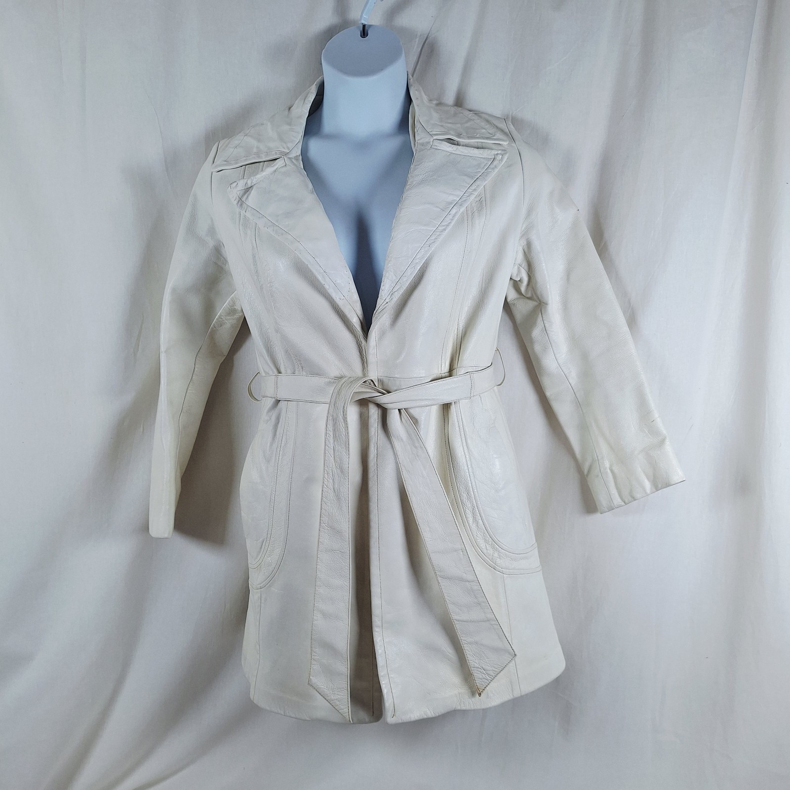 Authentic Robert Meshekoff Rare Vintage 70’s White Leather Belted Jacket Coat