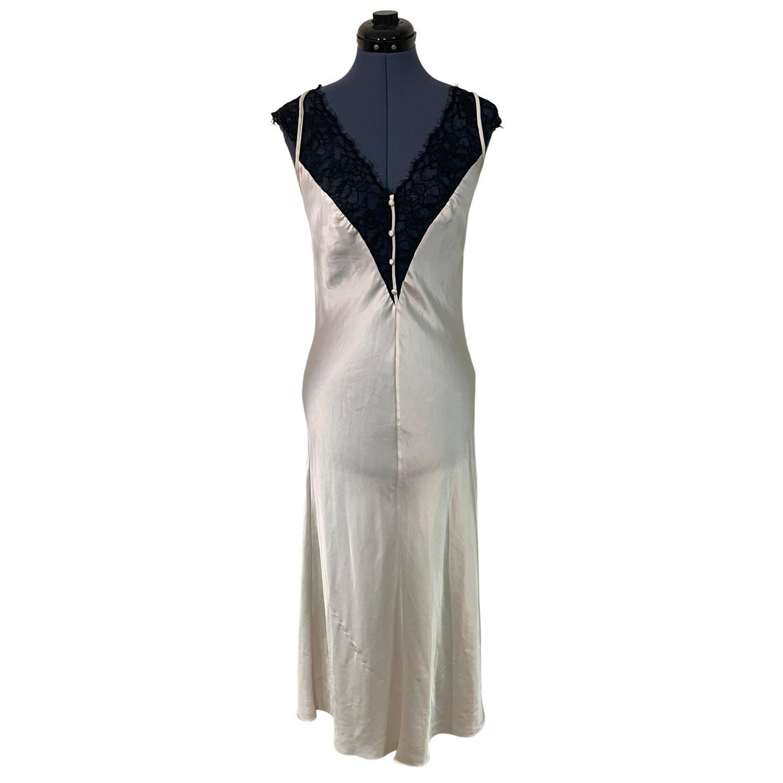 Vintage Valentino Intimo Ivory Black Lace Satin Slip Dress Nightgown 90s Petite