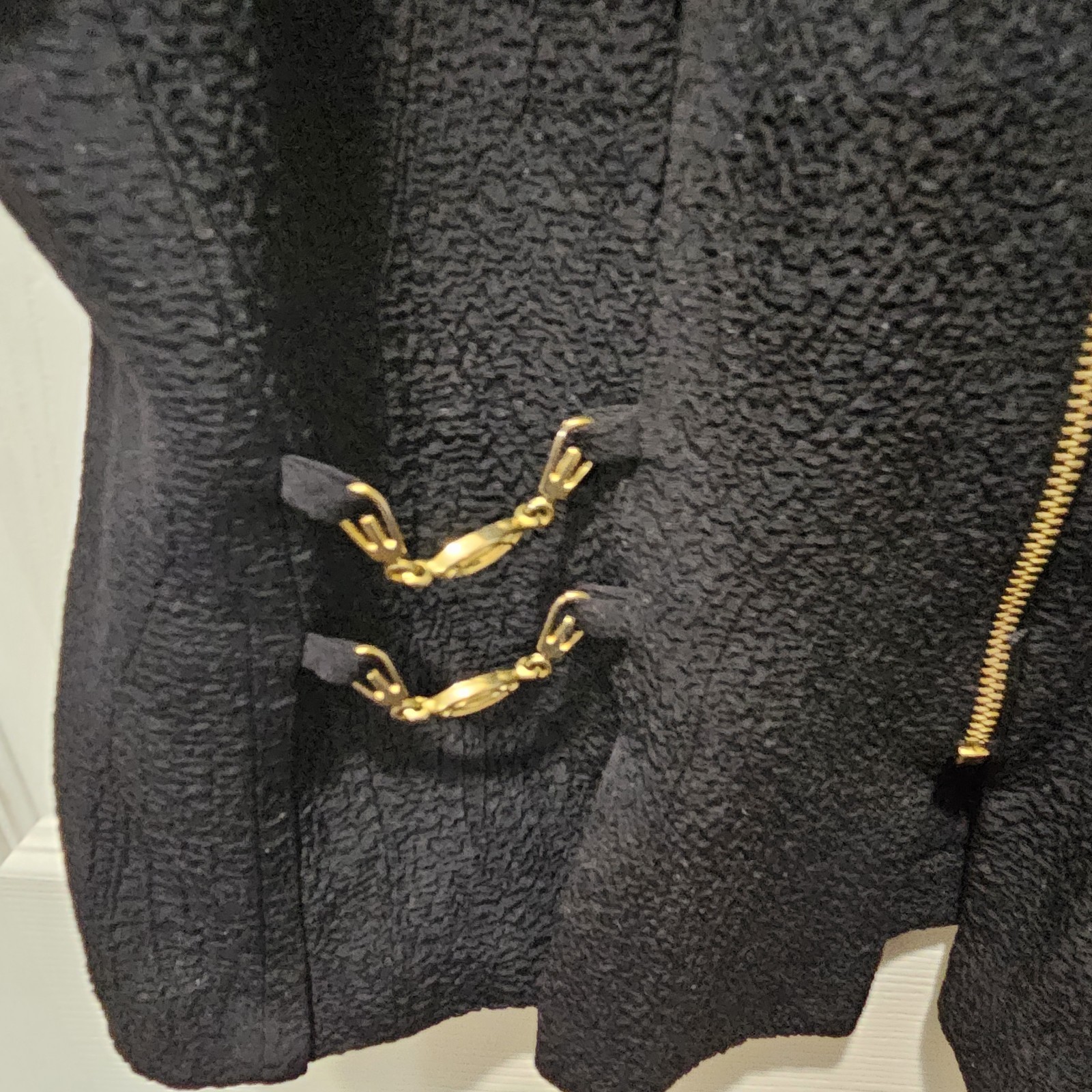 Vtge Betsy’s Things Short Sleeve Jacket Black Zipper Gold Accents USA