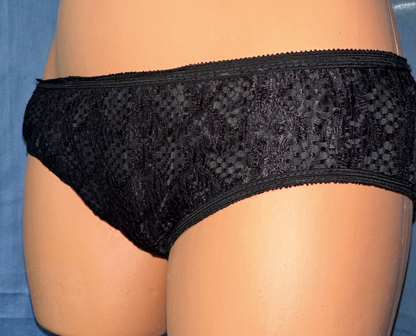 Vintage De Lux Panties Black Lace All Nylon Bikini sz M 27-28 Made In USA