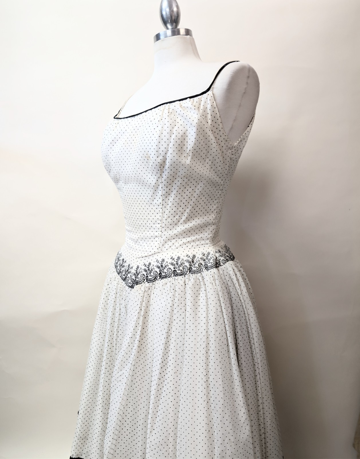 Vintage 50s New Look Flocked Party Dress Polka Dot Cupcake Tulle Prom Wedding