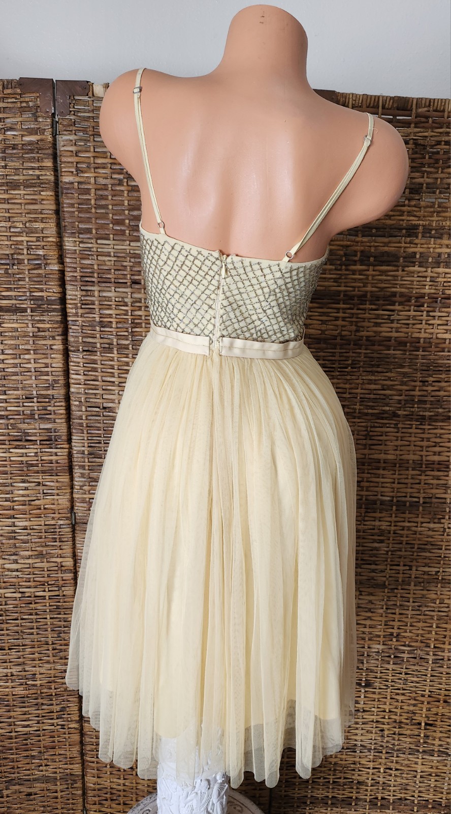 Butter Yellow Beaded Needle & Thread Homecoming Costume Chiffon Dress Layer Sz 8