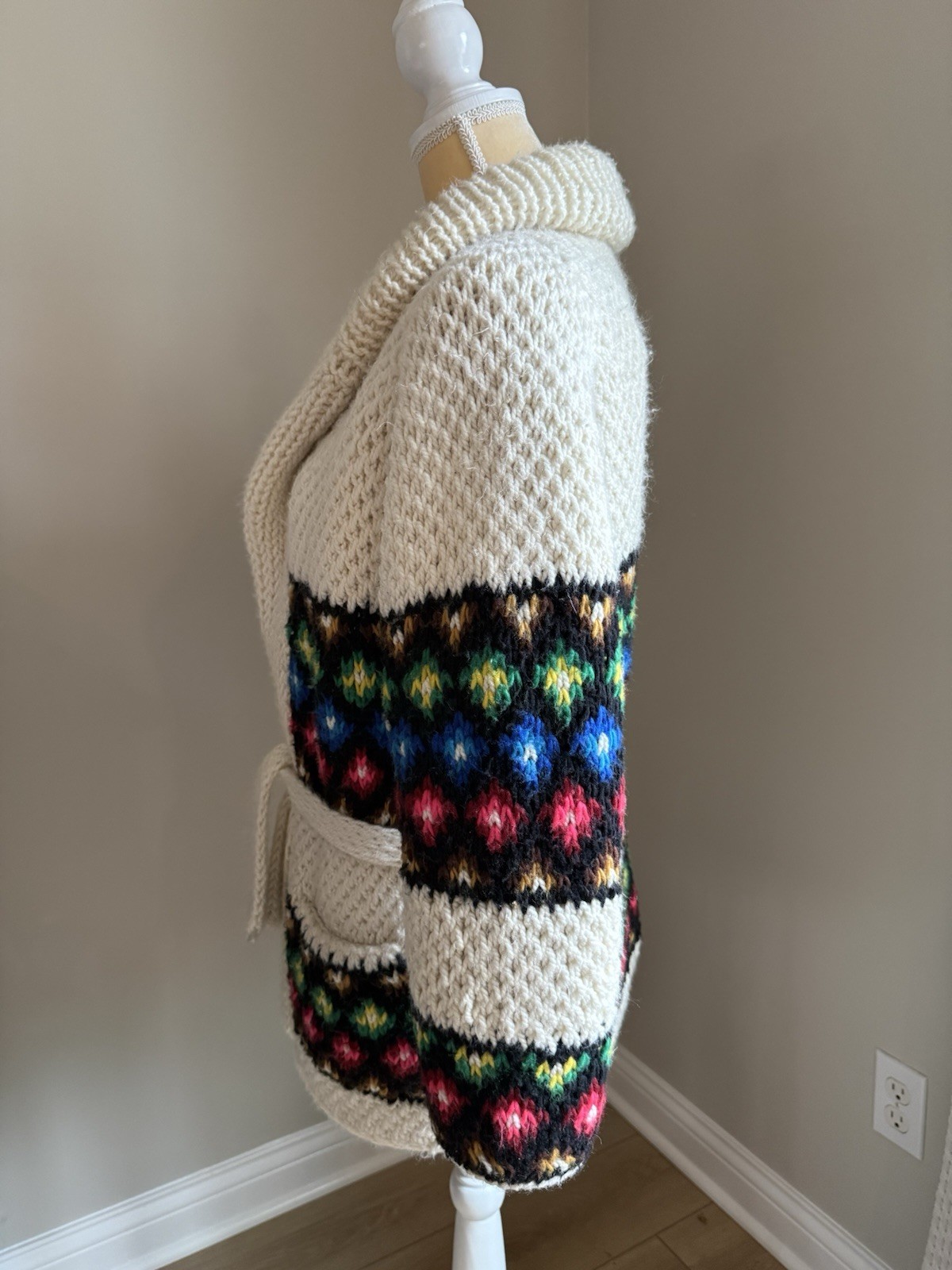 Vintage 60s-70s Cowichan Cardigan With Pockets ~ Shawl Collar ~ Chunky Knit