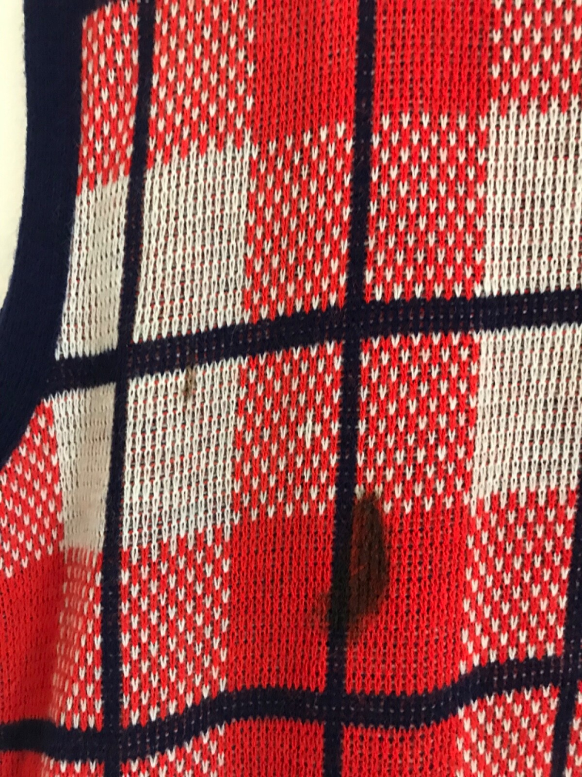 Vintage plaid Sweater Vest Top Red, White, Blue Acrylic L Classic Red Layer