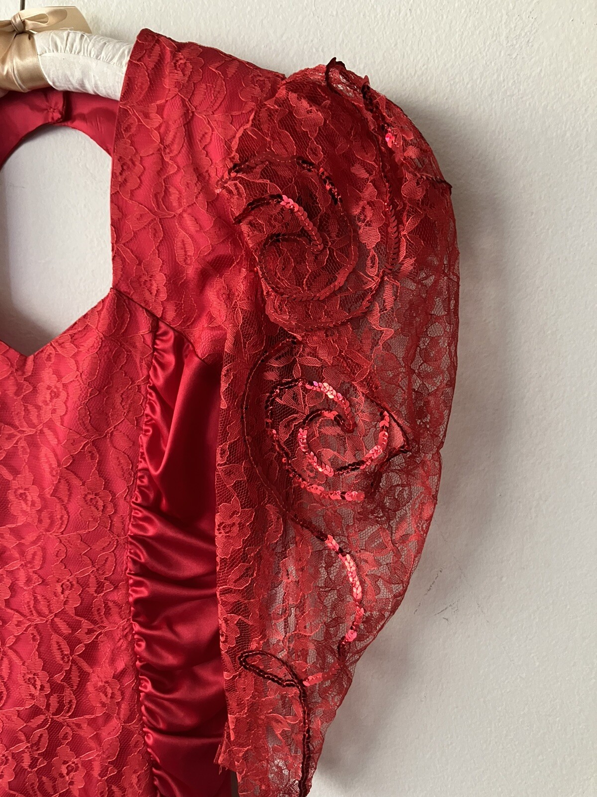 Vintage ’80s Mayvens Bright Red Prom Party Lace Sleeves Satin Ruching XS