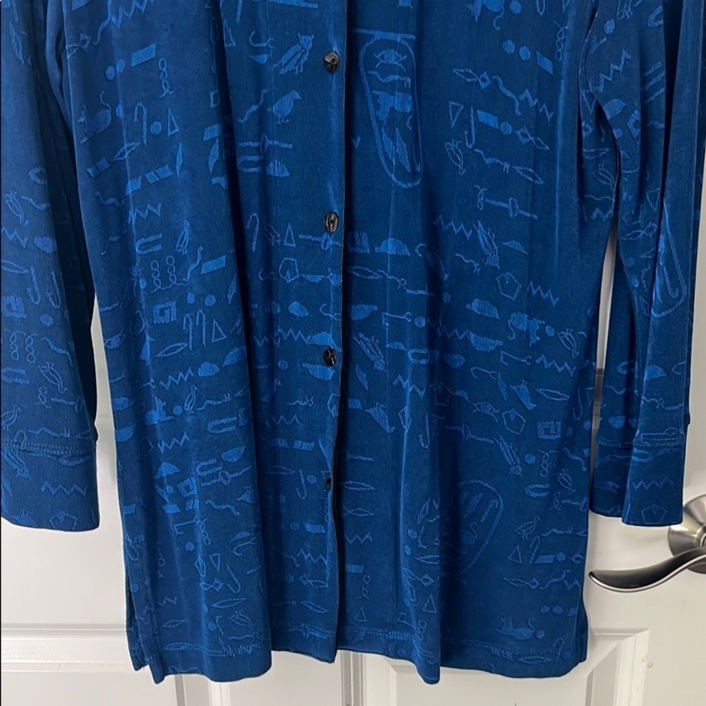 Vintage Chico’s Design Blue lightweight Button-Up Shacket tribal print medium