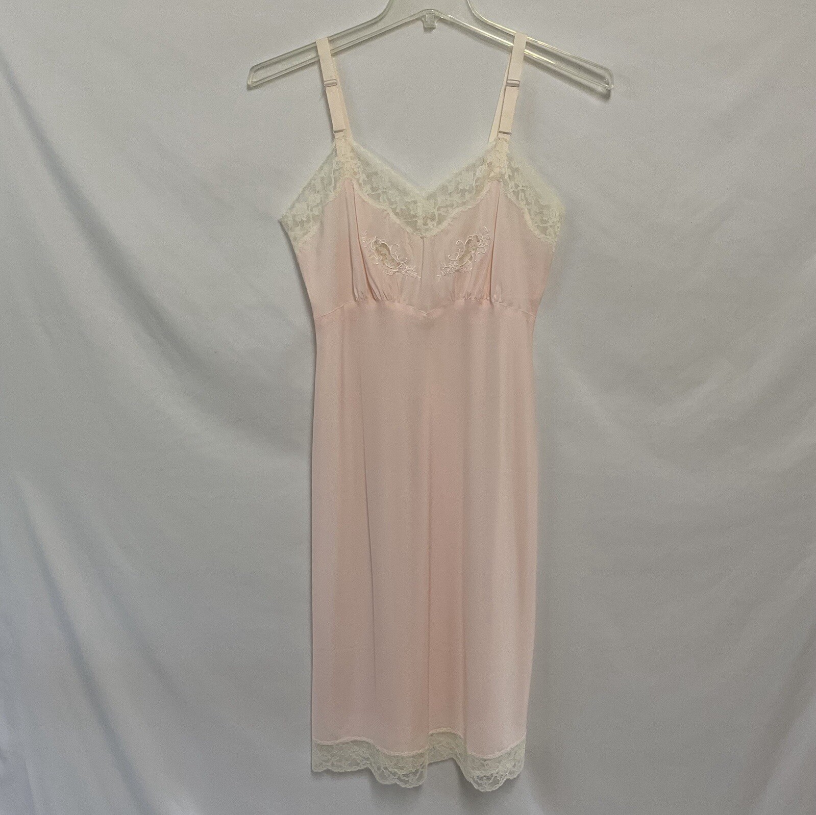 Vintage Barbizon 14 Pink Acclaim Full Slip Dress Crepe Remarque Lace Trim Insets