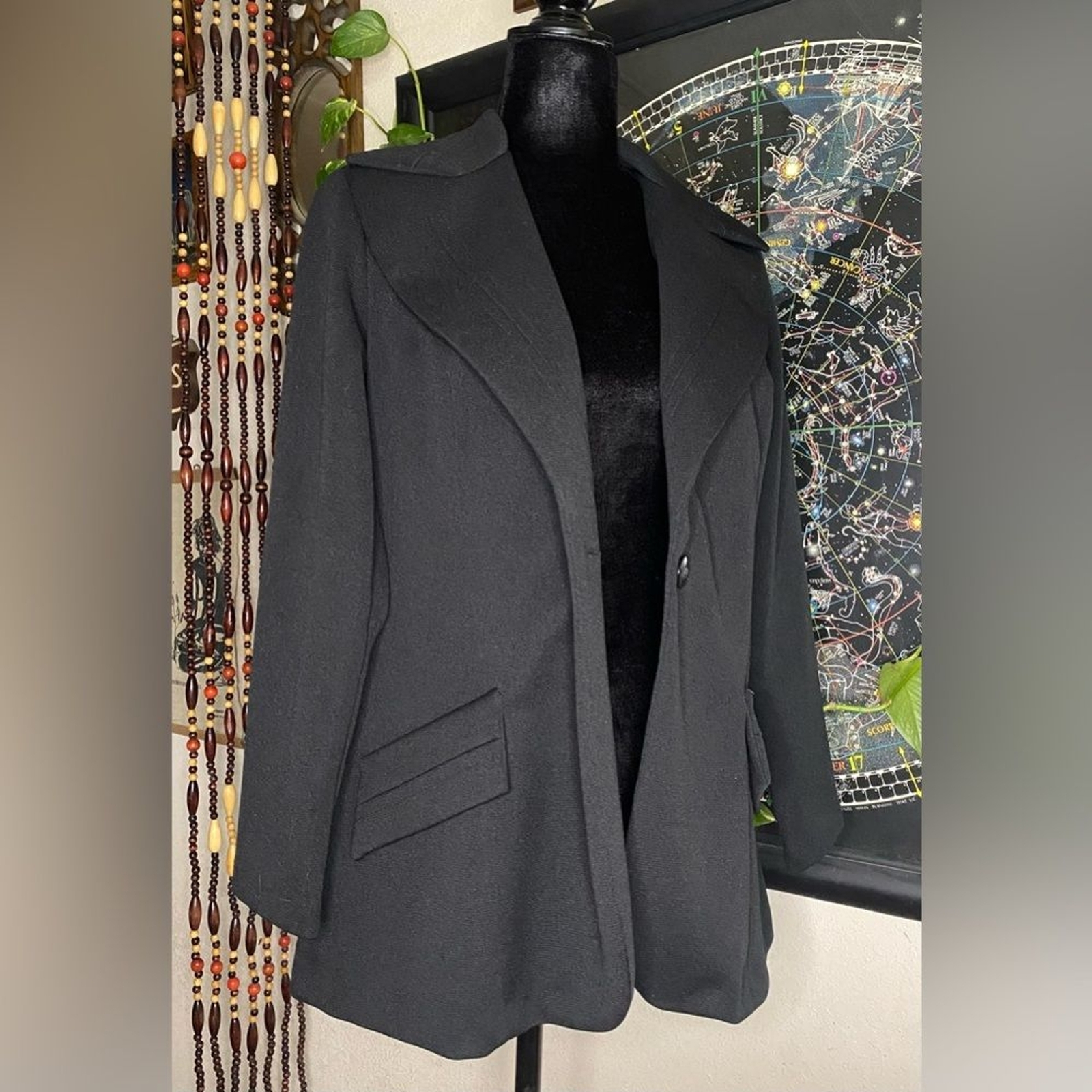 Vintage 1970’s First Edition Dallas Polyester Blazer. Rad Pointed collar! S/M