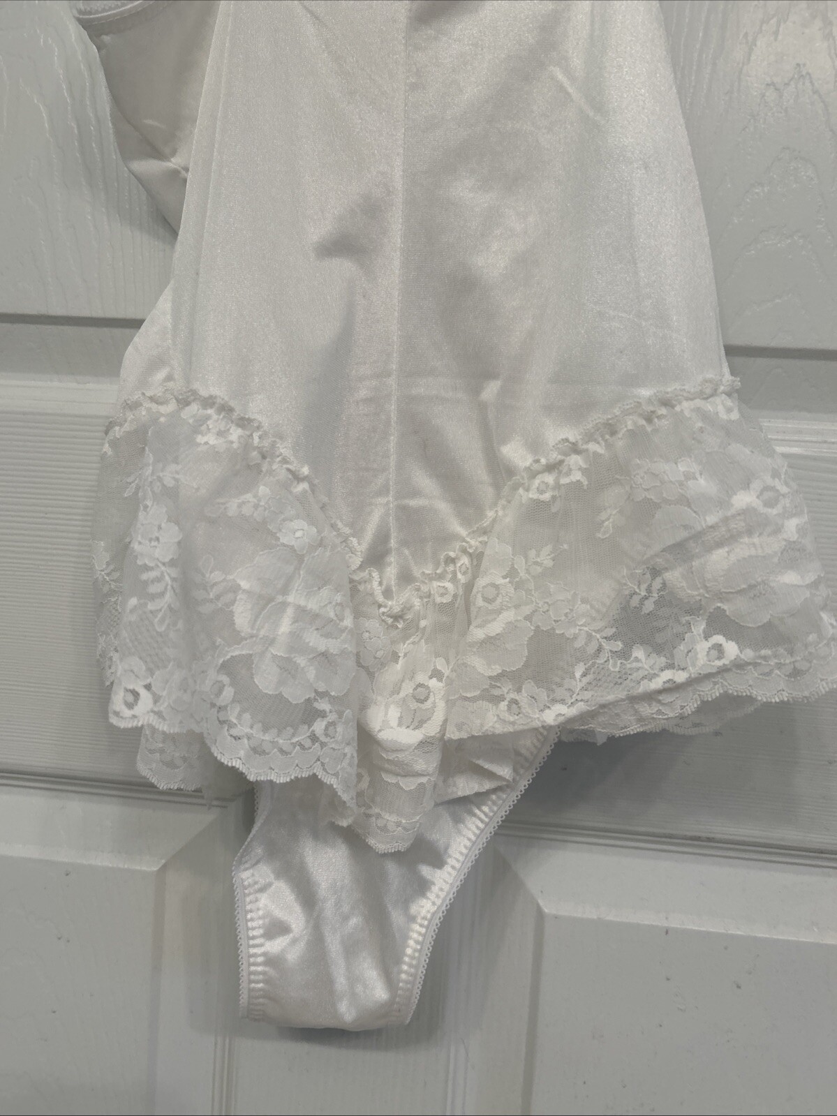 VTG Avon Fashions Women’s White Lacy Negligee Lingerie Teddy Medium USA