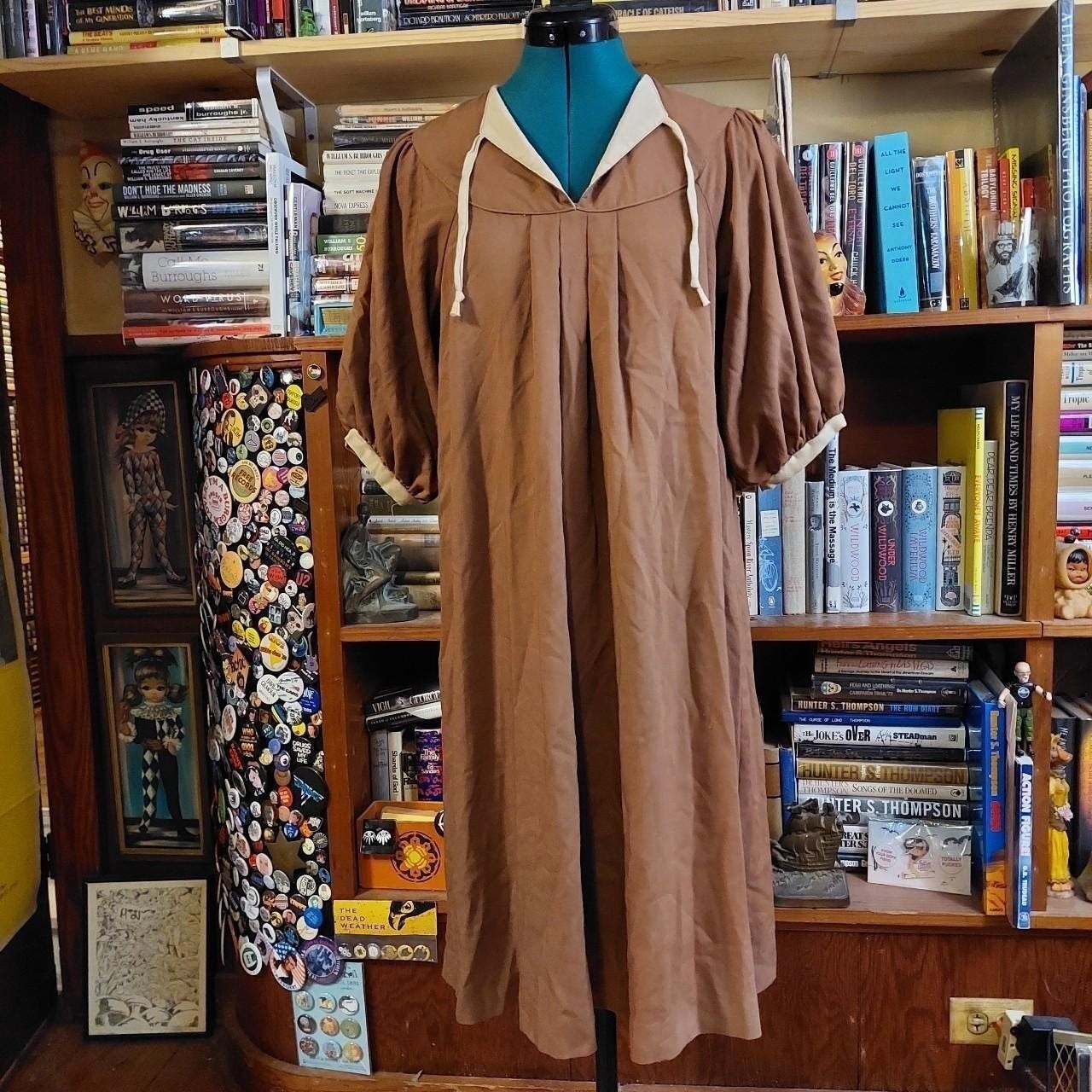 Vintage 70’s brown and tan house dress.