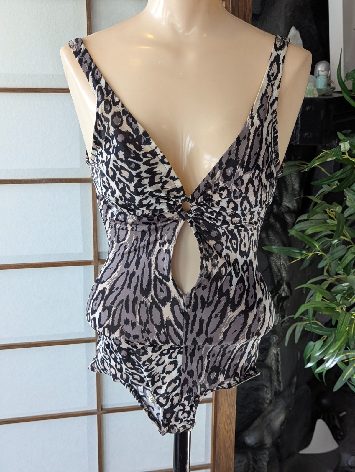 Vintage 1960s Peter Pan One Piece Leopard Animal Print Swimsuit 10/32 Cut Out
