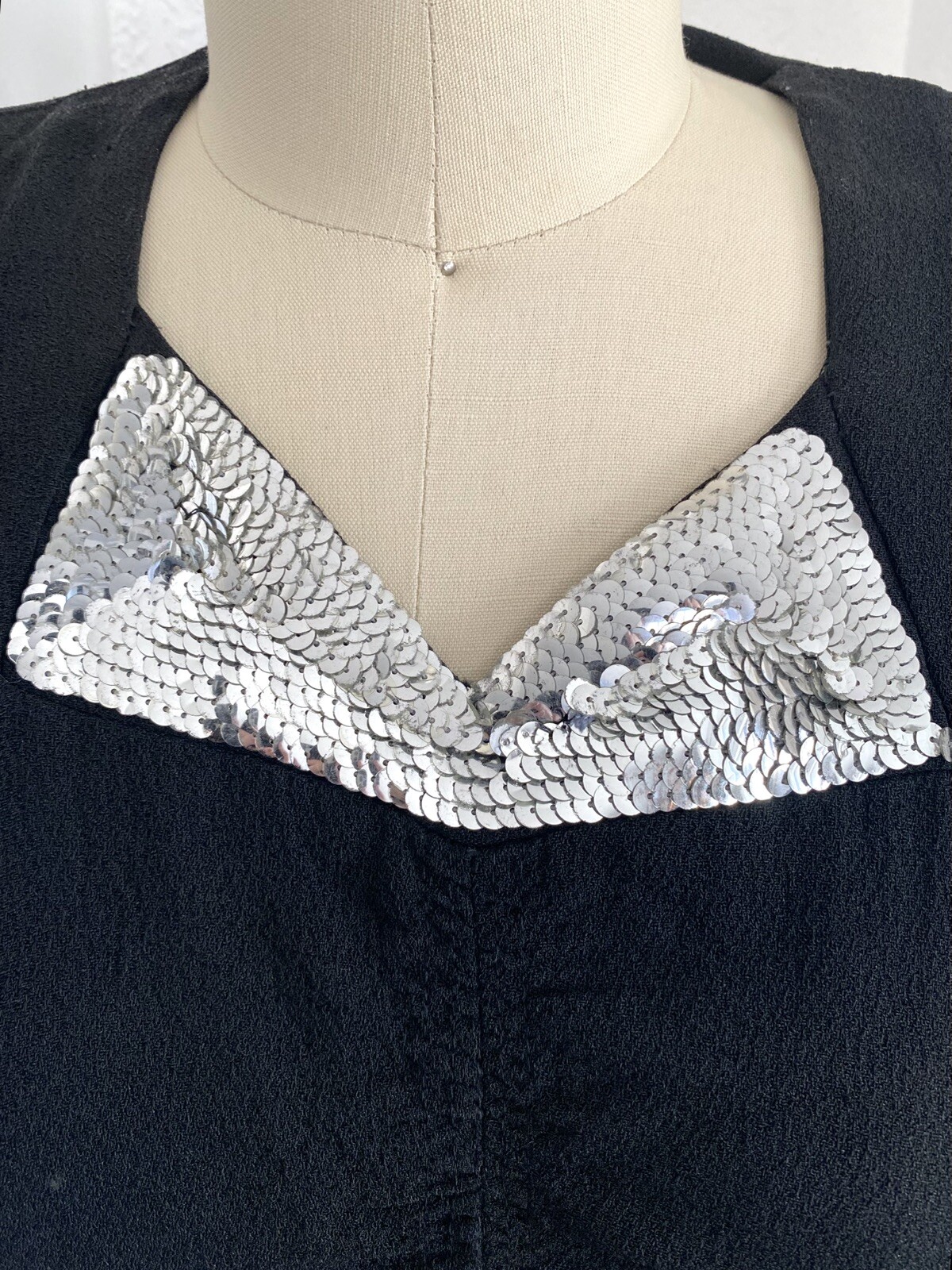 Vtg 40’s Black Crepe Rayon WWII Era Dress Silver Sequin Metal Size Zipper