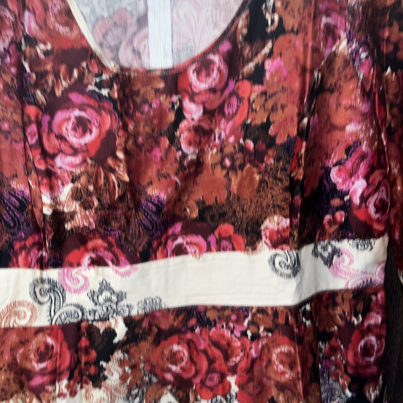 Lady V oluptuous Tea Dress 1950s Style Floral Plus 26/28 Vintage Classy Look