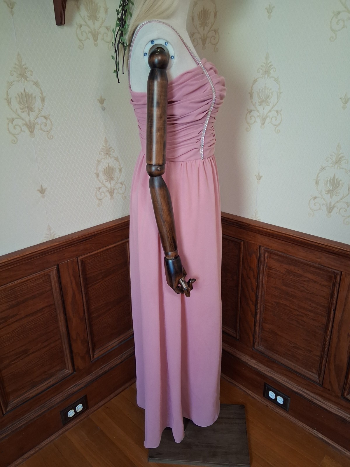 Vintage 1960s Midcentury Mod Claralura Rose Rhinestone Balletcore Cocktail Dress