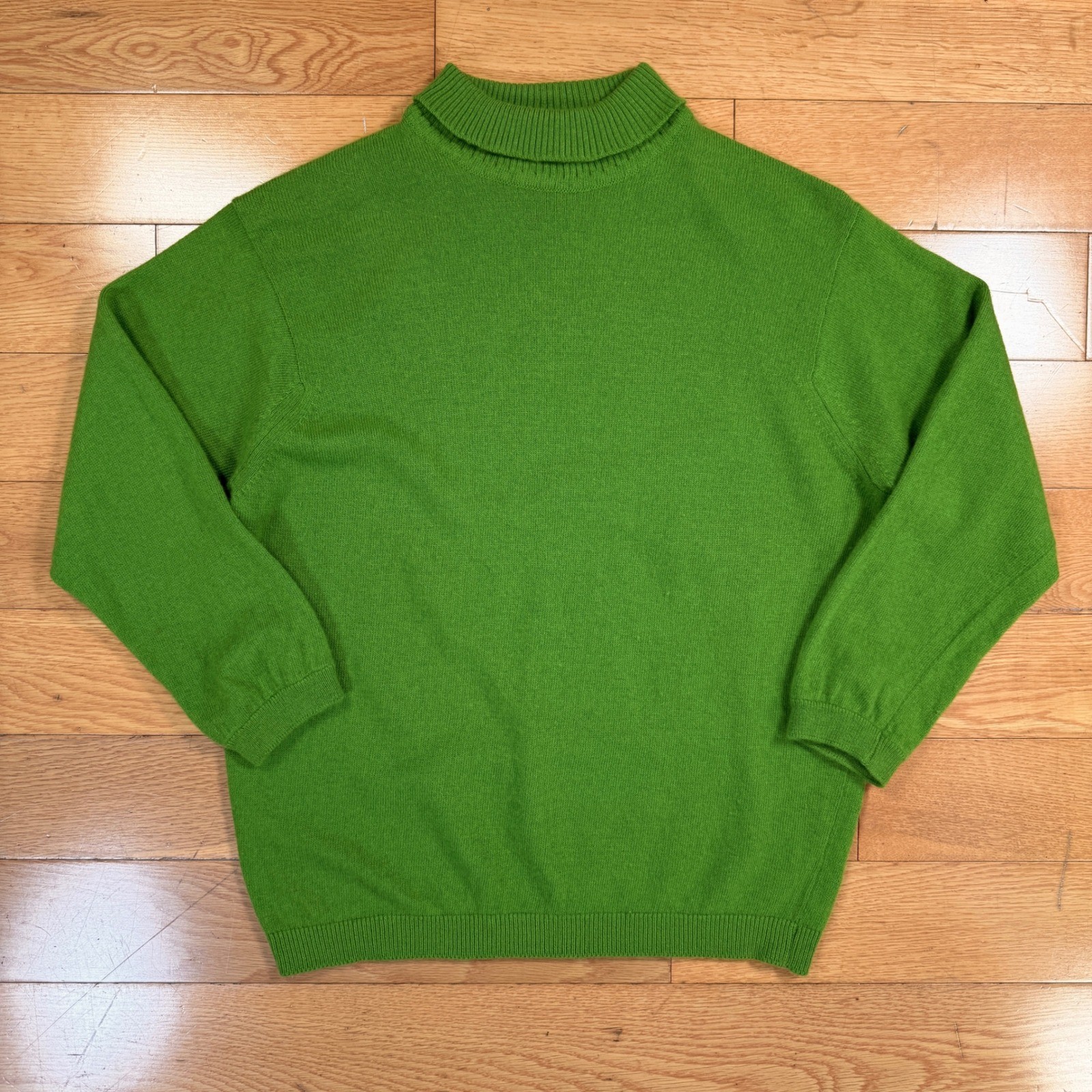 Vintage I Magnin Ballantyne Cashmere Turtleneck Sweater Green Made in Scotland