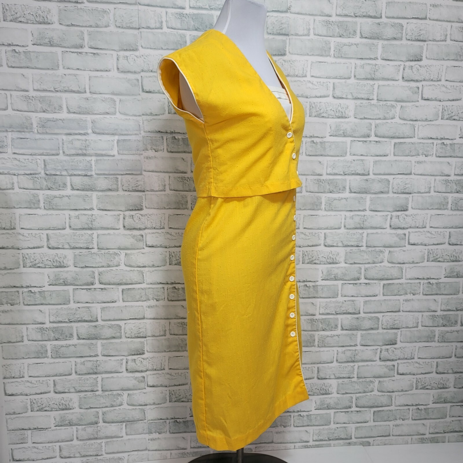 Vintage 80s Trivia Charms Hollywood Yellow White Two Piece Dress Jacket Set