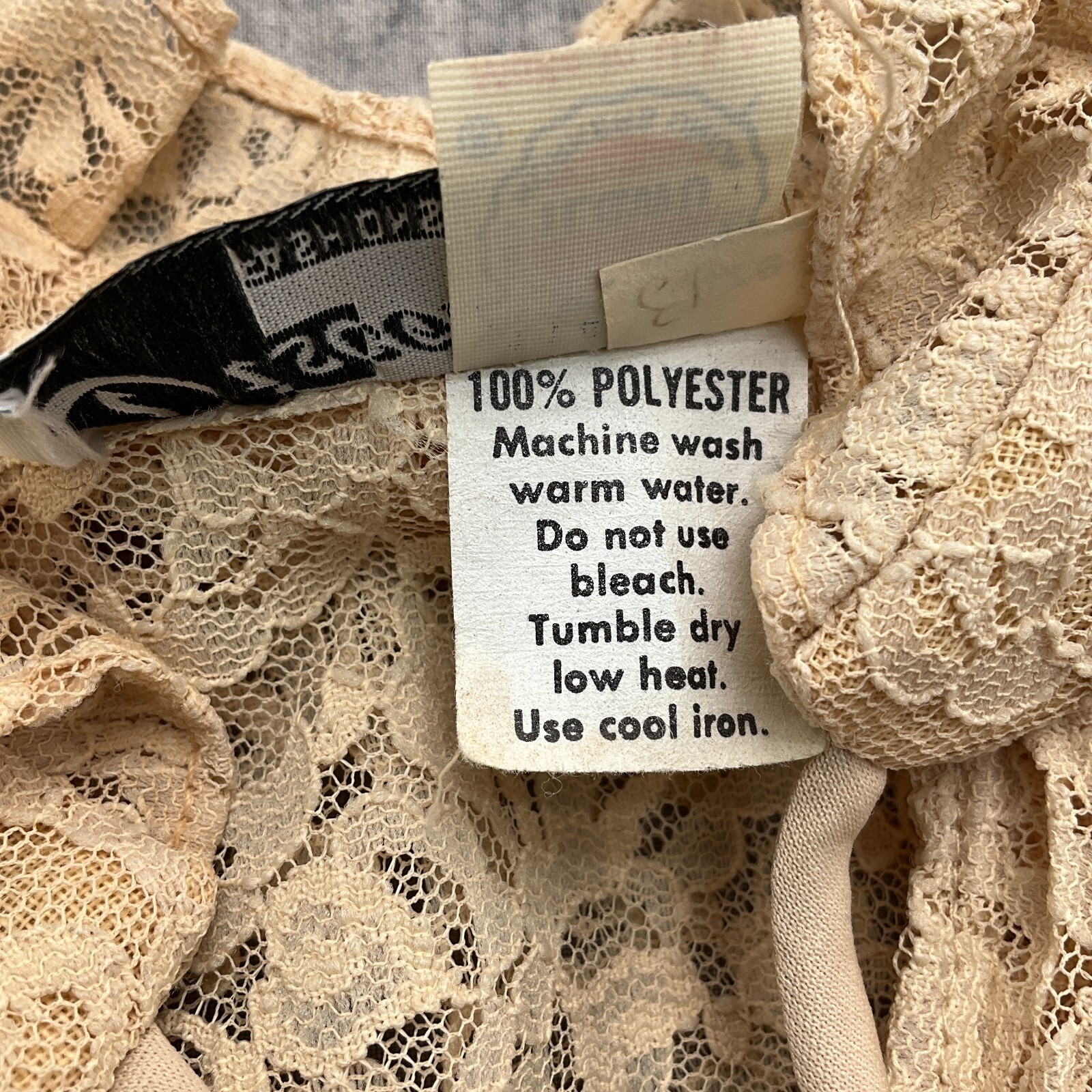 Discovery Fashions Dress Women 12 Gold Beige Lace Teacher Union USA 70s VTG