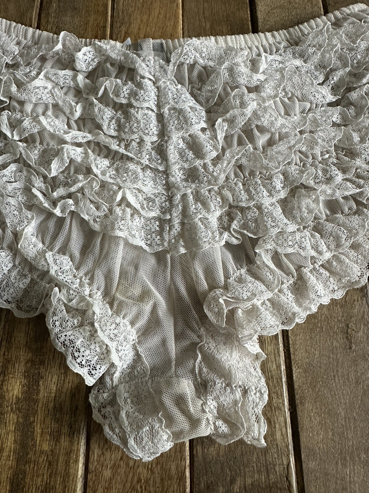 Vtg Leg Avenue S Champagne Beige Ruffled Coquette Hipster Bikini Panties