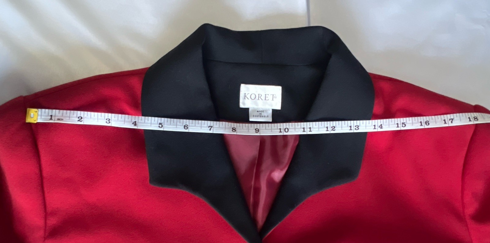 Vintage KORET Classic Red Wool Riding Blazer Size 2XL Black Collar