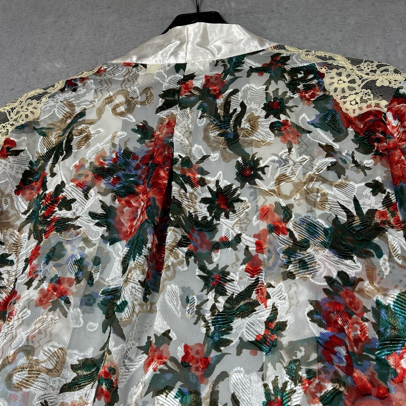 VTG Victoria’s Secret Robe Womens Sz M/L Robe House Jacket Lace Floral Lingerie