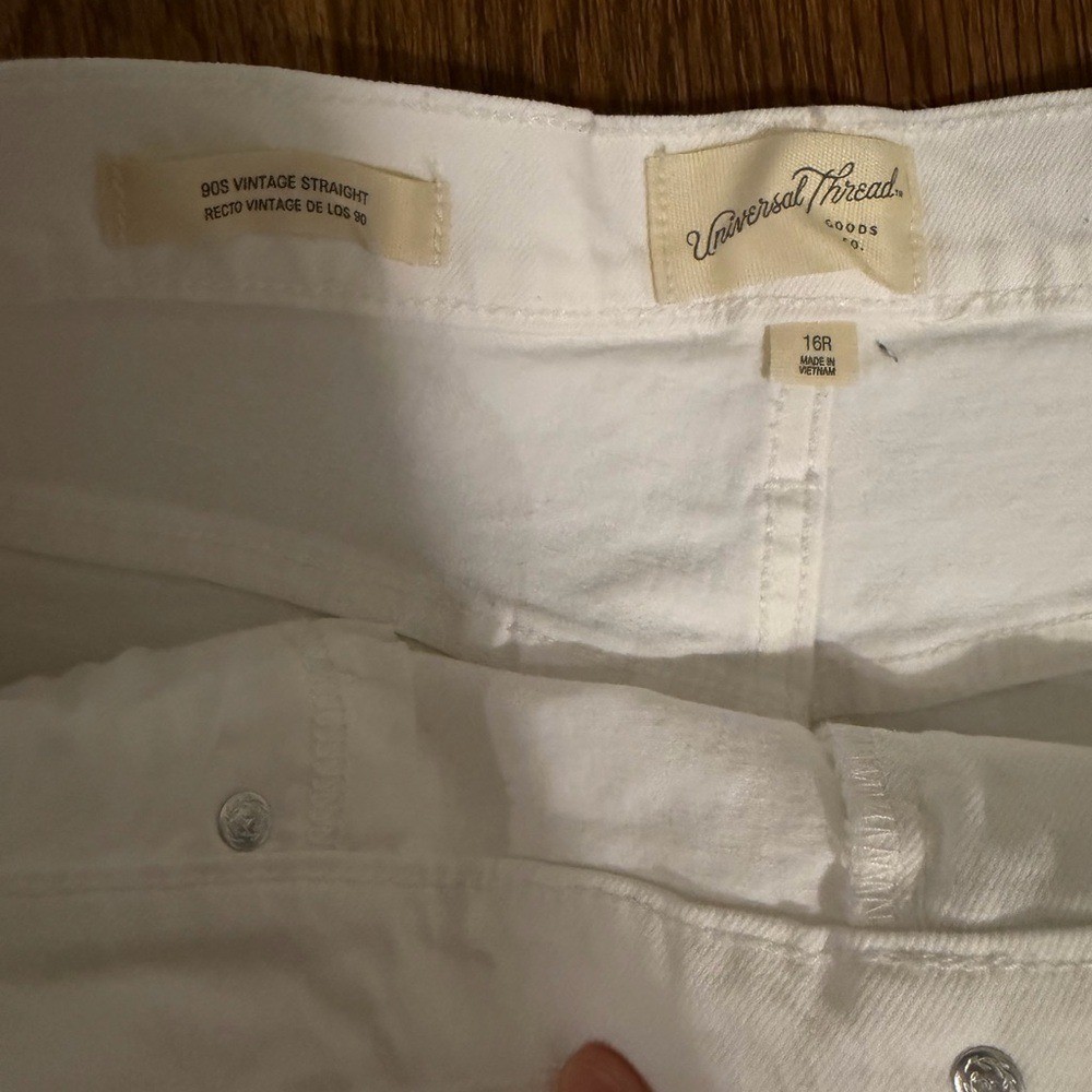Universal Thread 90s Vintage Straight White High Rise Raw Hem Jeans Size 16R NWT