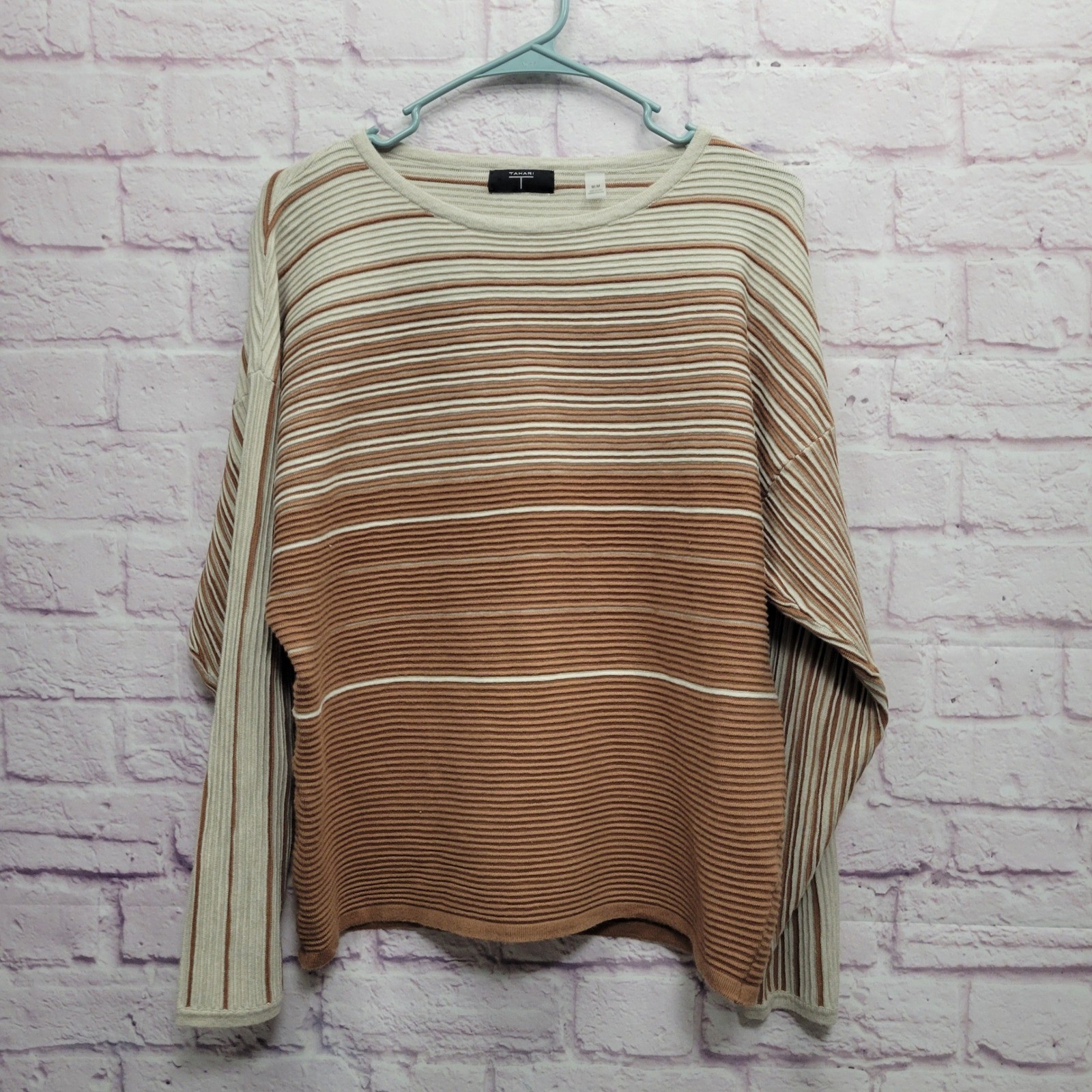 Tahari Striped Knit Sweater Womens M Ribbed Beige Minimalist Retro Cozy Grunge