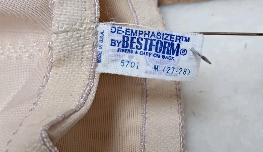 NWOT Vintage Bestform Beige De-emphasizer Shorts Girdle FIRM MEDIUM Union Label