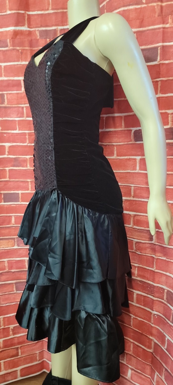 Vintage 80’s ILGWU ZUM ZUM Black Velvet/Satin Sequin Halter Party Dress 9/10 #11