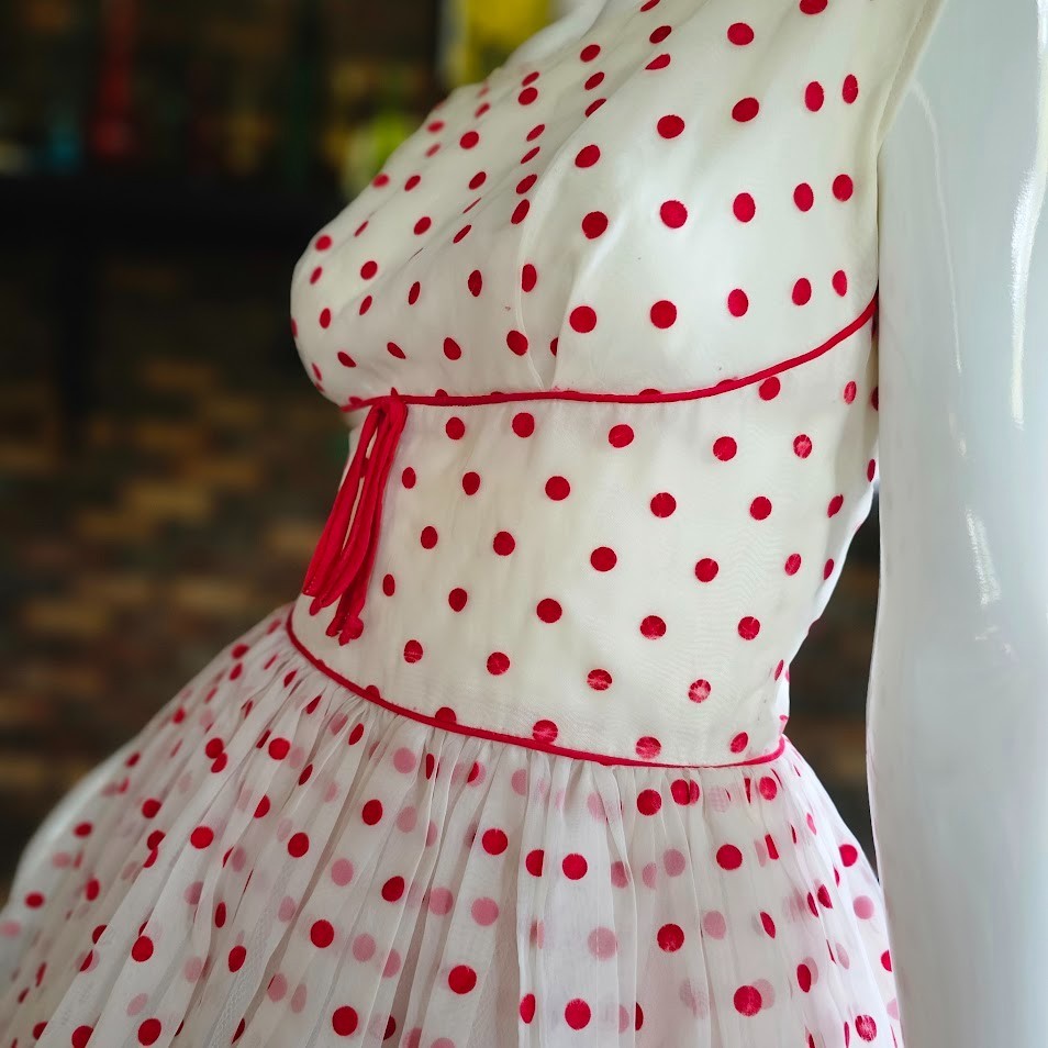 Vintage 50s Flocked Cherry Red Polka Dot Organza Shelf Bust Prom Wedding Dress S