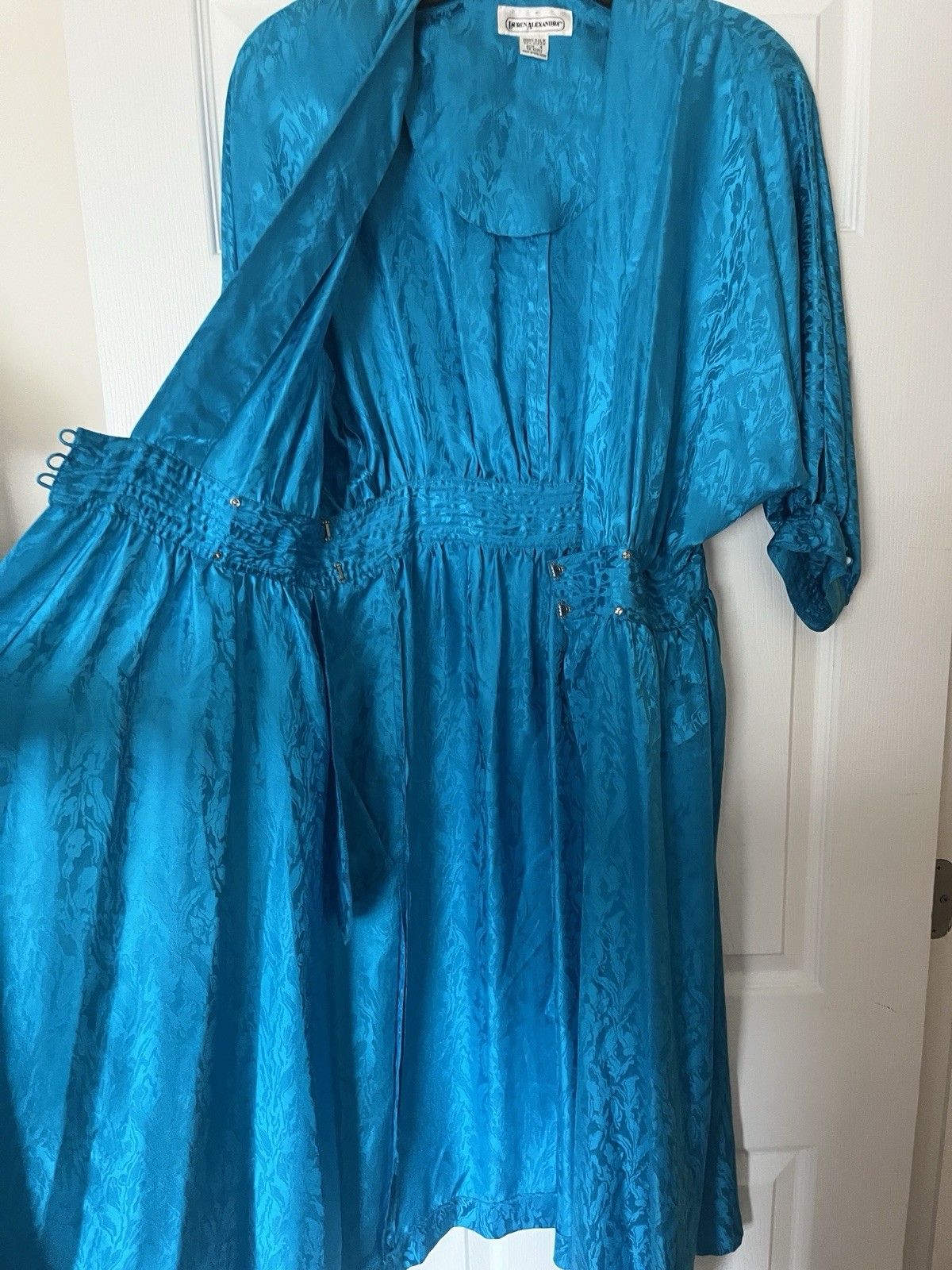 1980s Teal 100% Silk Wrap Midi Dress by Lauren Alexandra Vintage 4 approx XXS 00