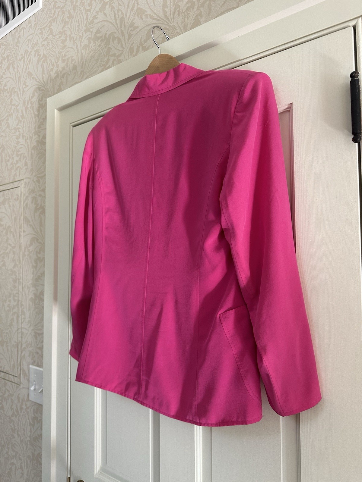 Vintage Ungaro Ter 80s Blazer, 100% Silk Hot Pink Magenta, Size 10