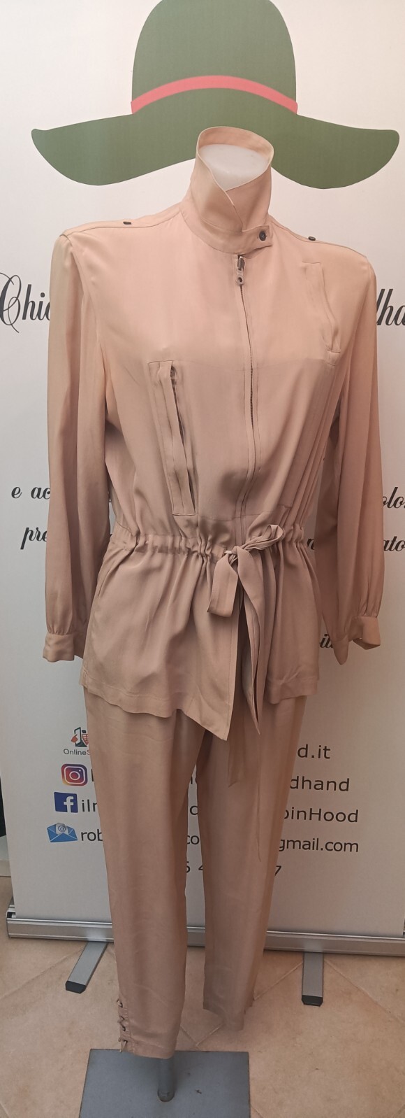 VINTAGE WOMEN’S SILK COMPLETE ’70/’80