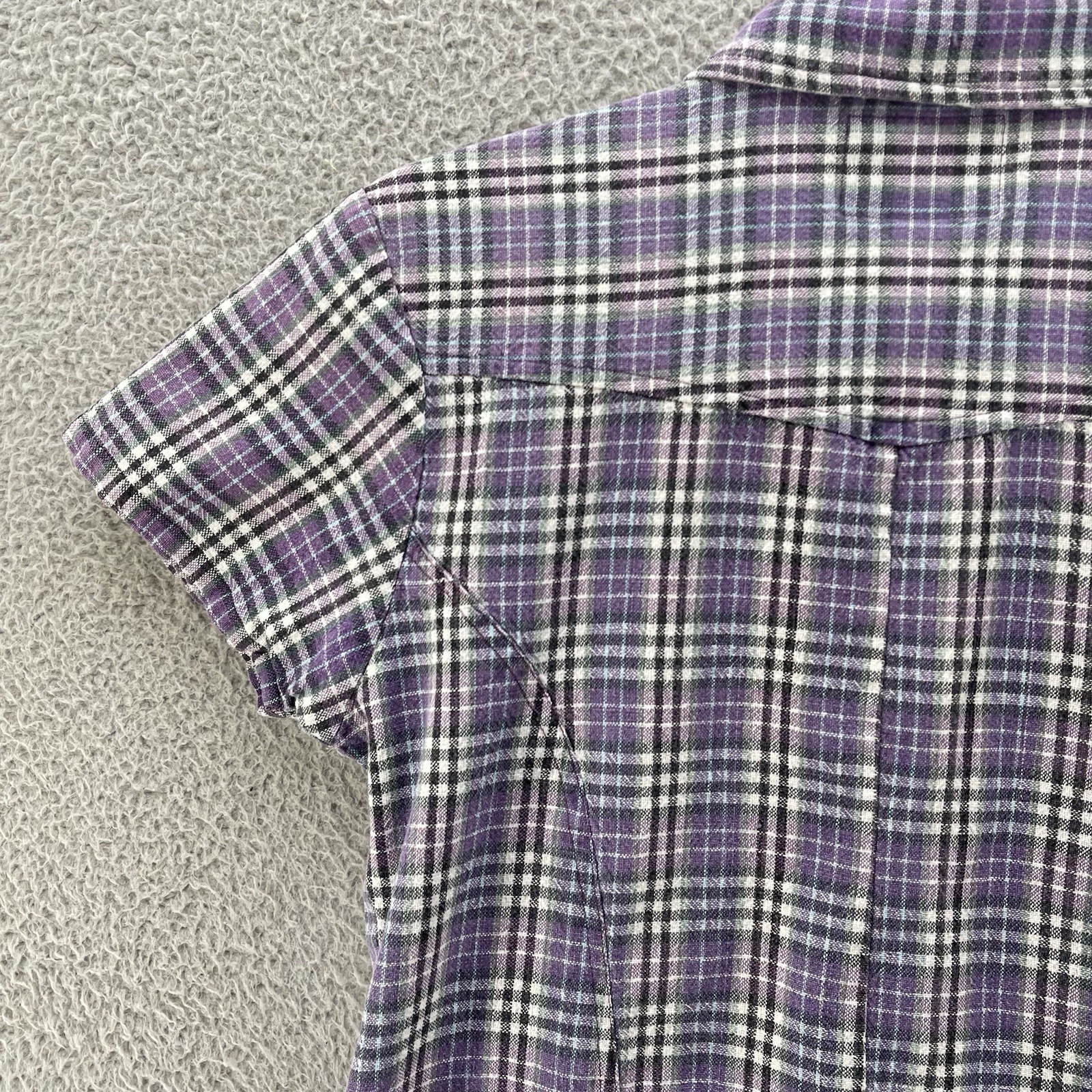 Vintage Quizz New with tags York Snaps Up Shirt Women Medium Crop Petite Purple*
