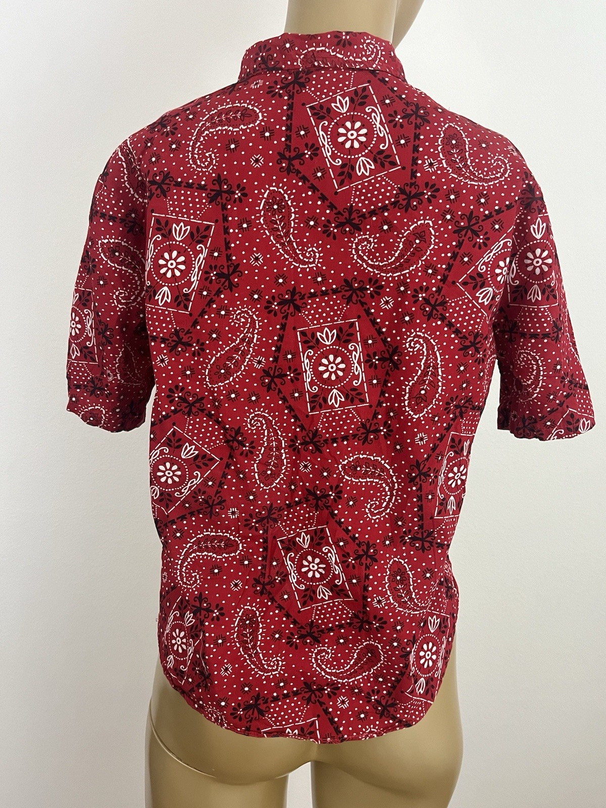 Vintage Sanforized Women’s 36 Red Bandana Western Print Button Front Shirt Top