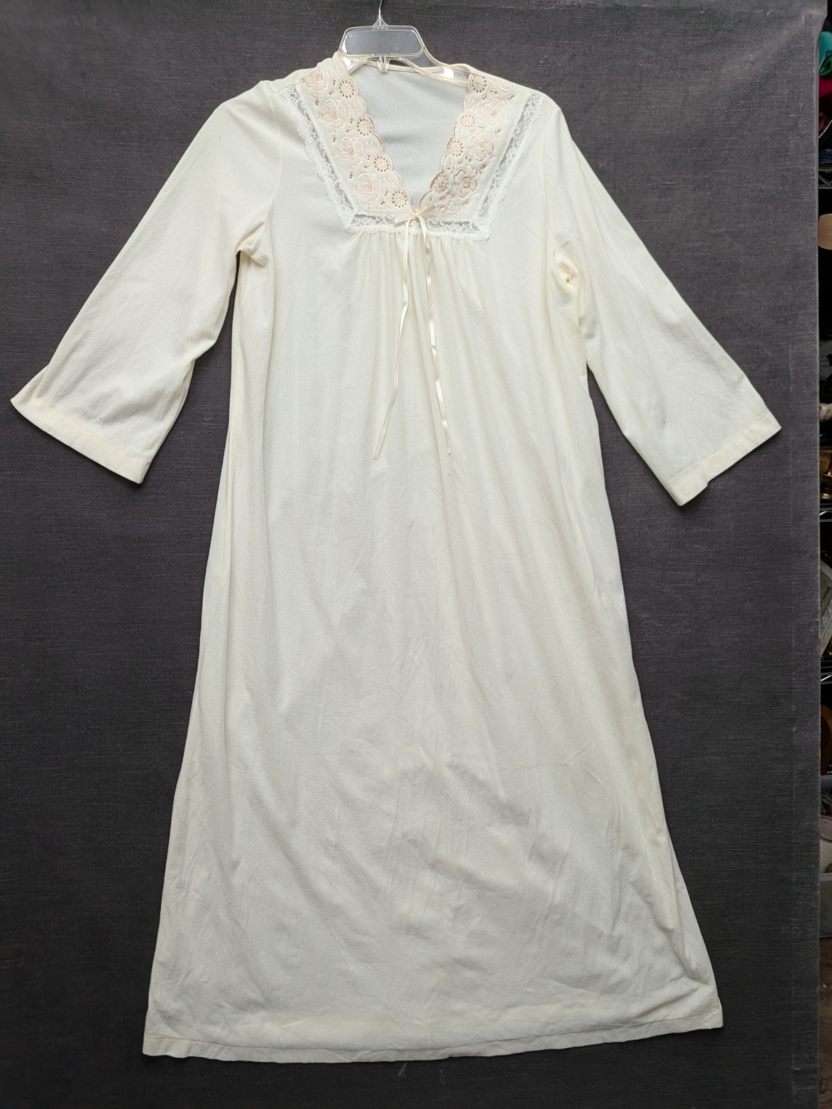 Vintage Lorraine Nightgown Cream Soft Flannel Embroidered Granny Core Grandma L