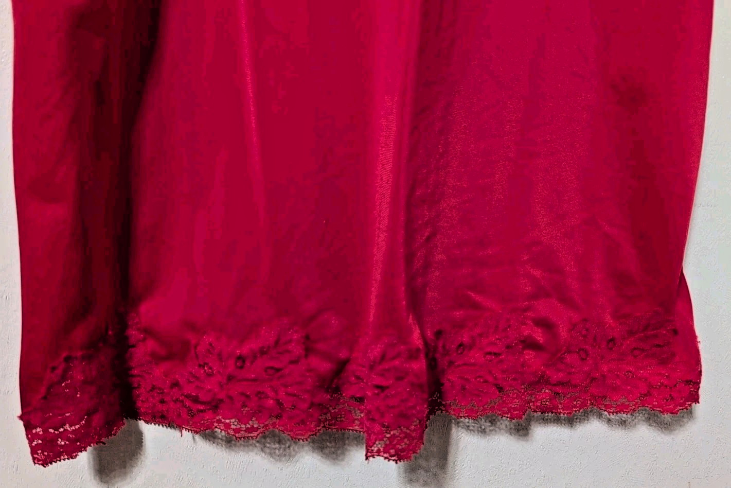 Vintage Shadowline RED 100% Nylon Lace Full Slip Size 34 Short