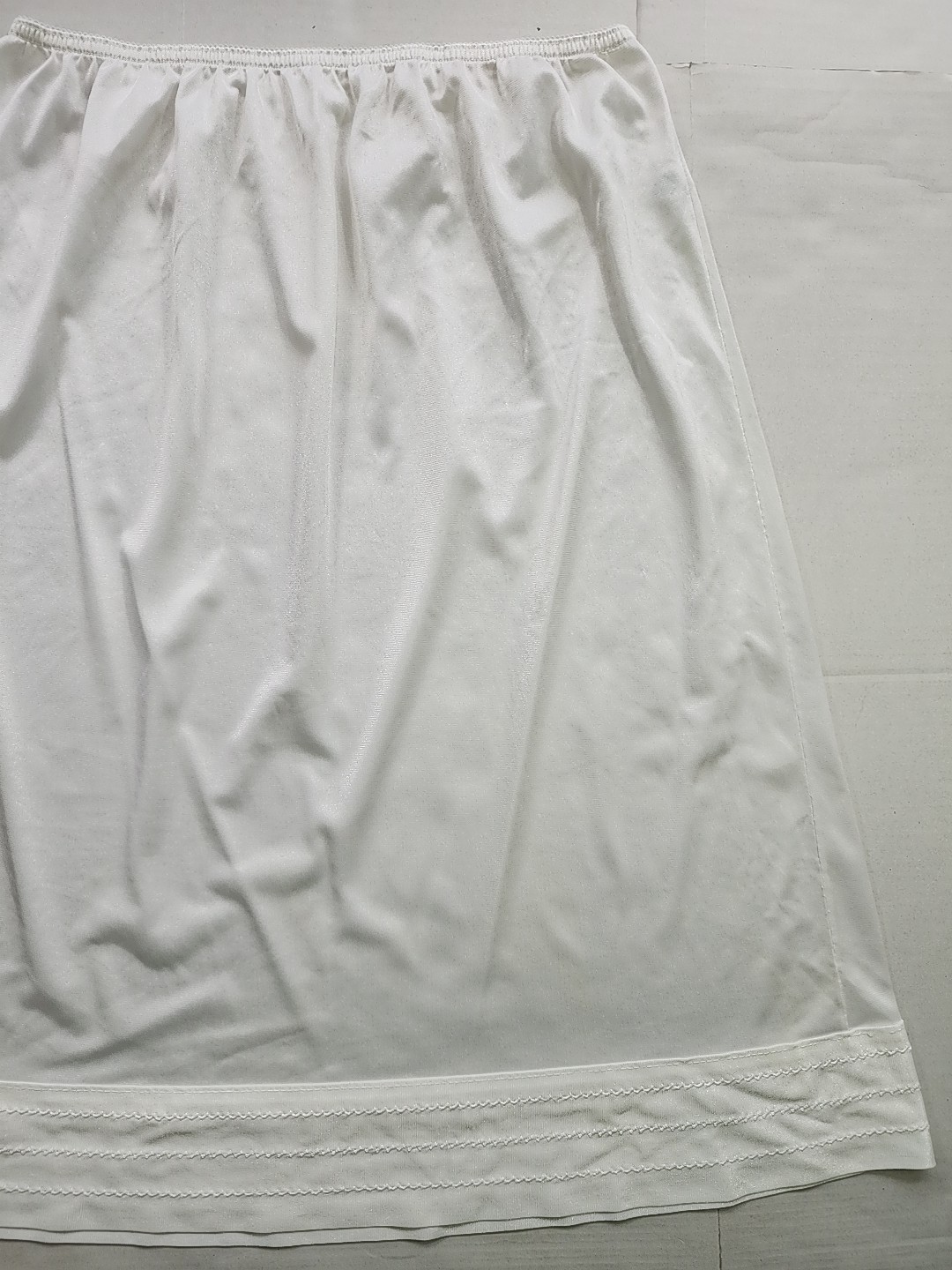 Mel-Lin Womens XL Nylon White HALF SLIP Skirt Lingerie 25″ Long Embroidered Vtg