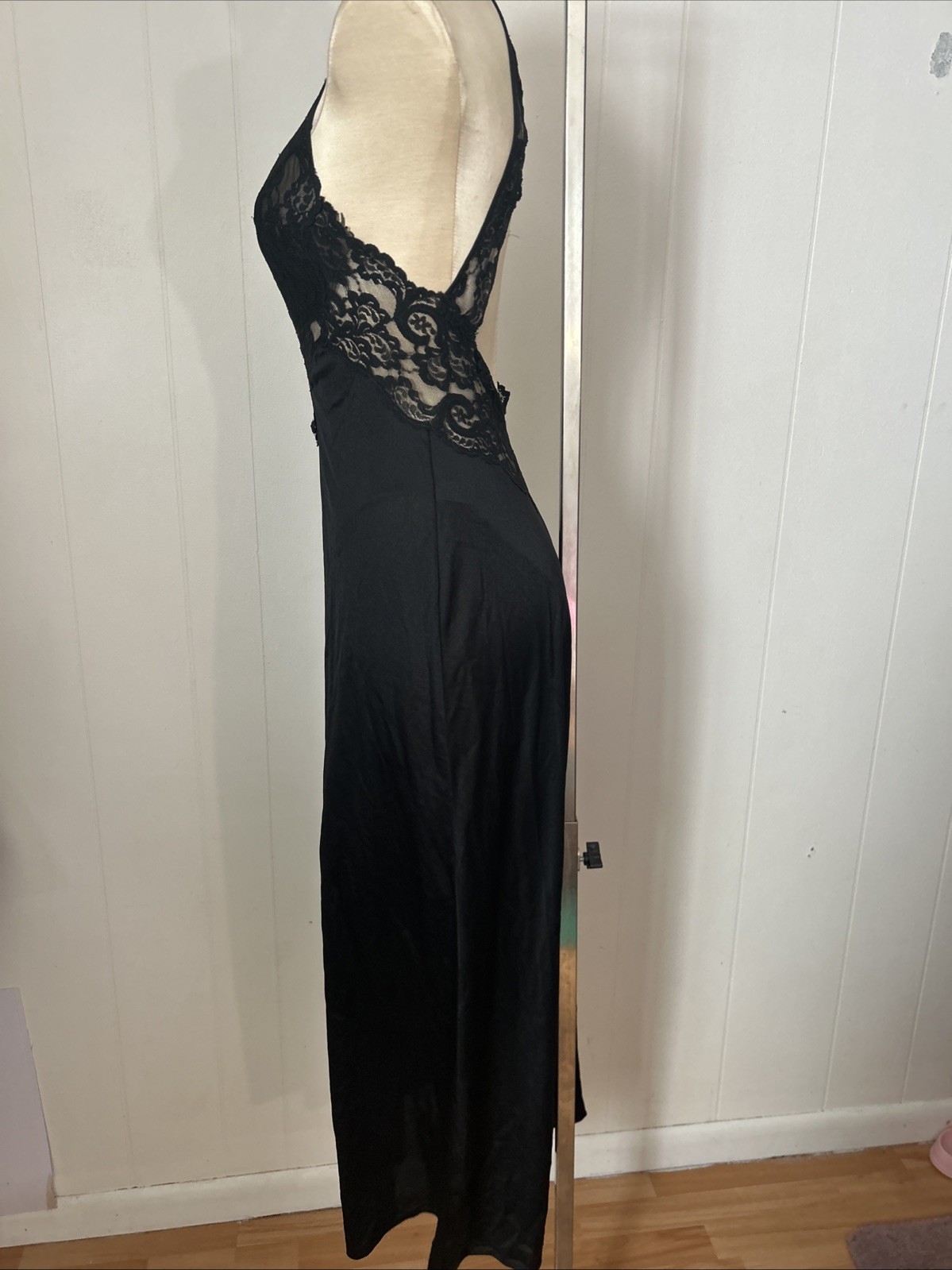 RARE Vtg Glydons Hollywood High Neck Lace Black Nightgown Deep V Low Backless M