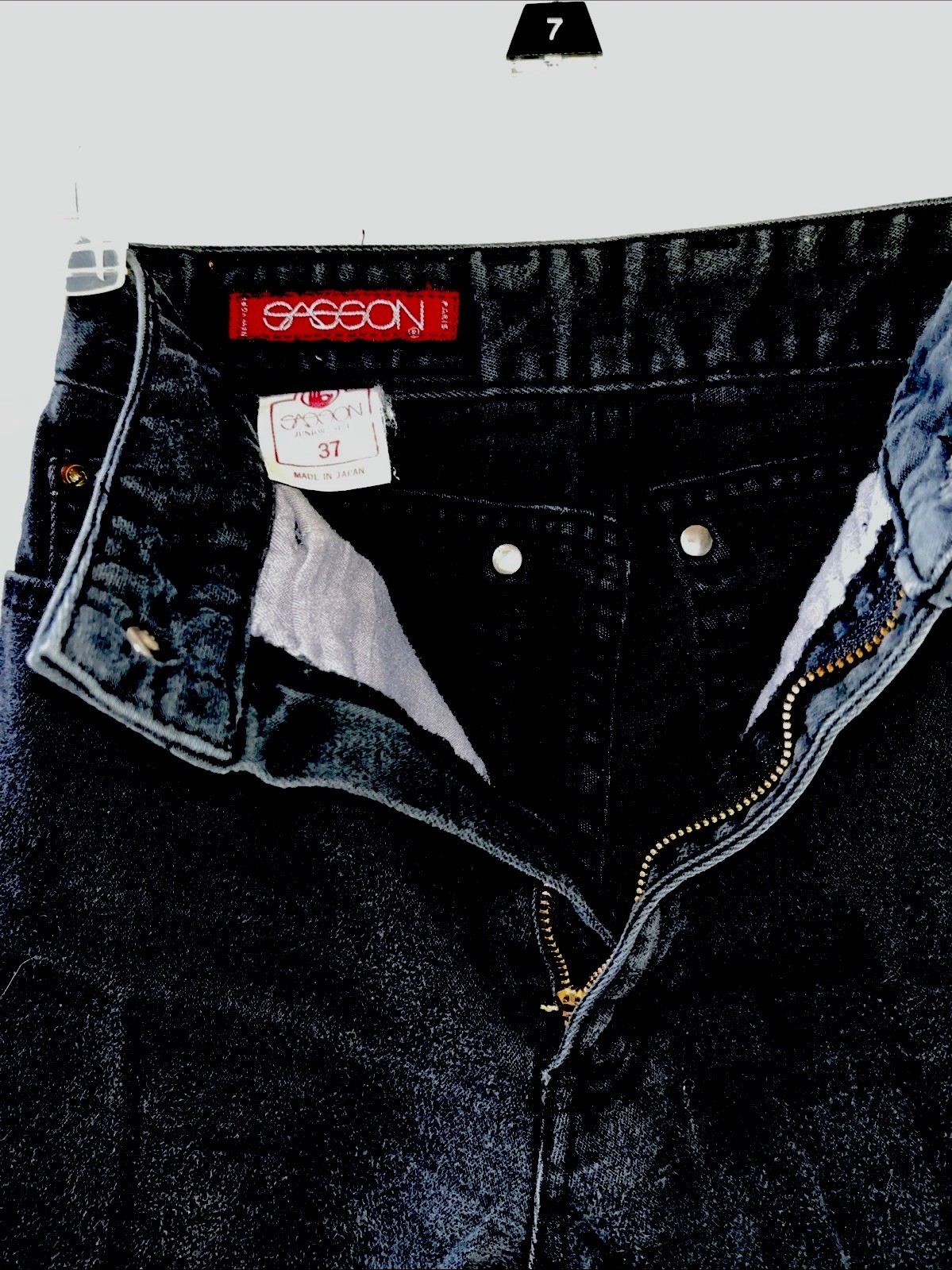 Vintage Sasson 80s Jeans Juniors XS/S, waist size of 23 1/2, Style 2338