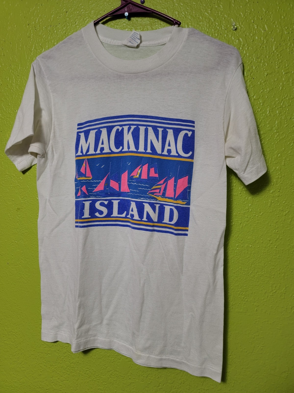 1980s Mackinac Island Vintage Single Stitch Neon Graphic T-shirt Ched Anvil USA
