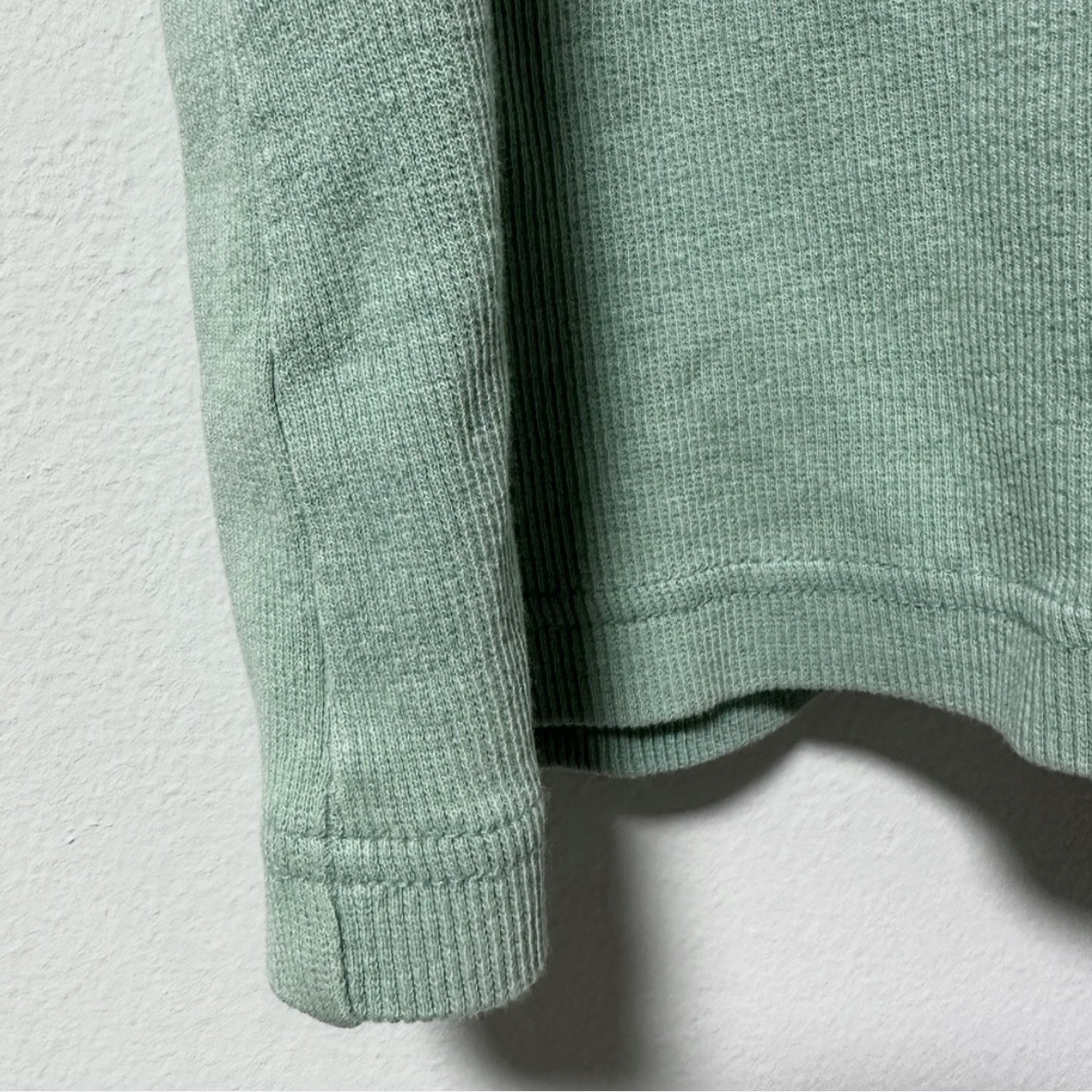 Vintage Express Tricot Mint Green Ribbed Short Sleeve V-Neck Shirt Size Large