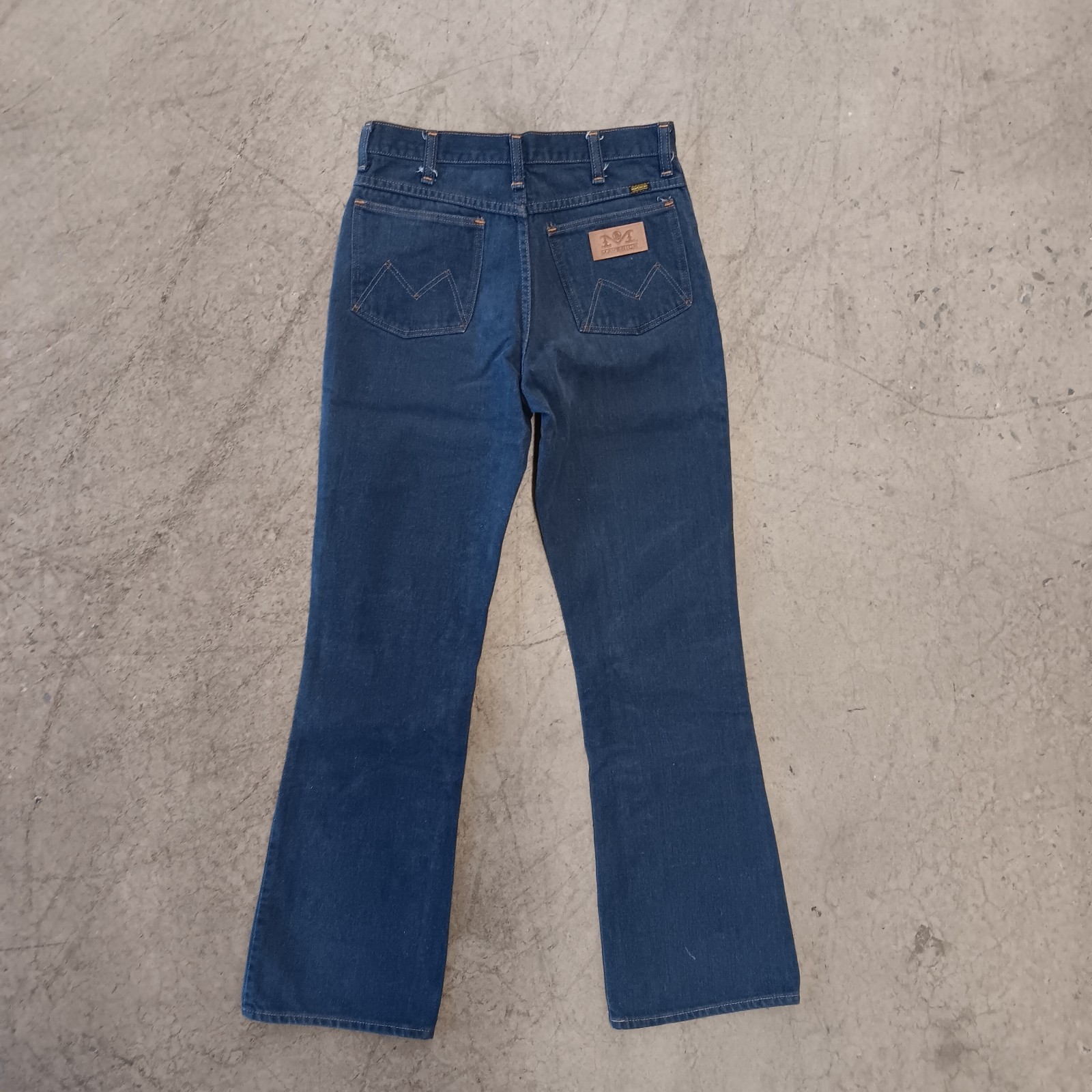 Maverick Blue Bell Vintage 1970s Bellbottom Denim Jeans Dark Indigo 27×32