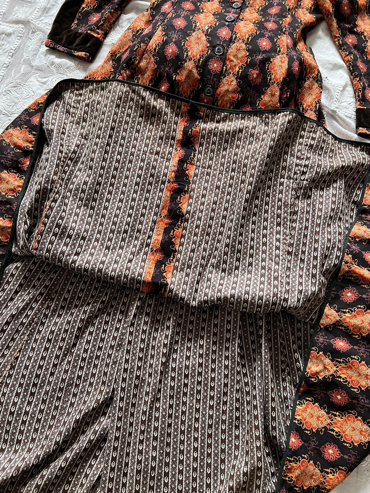 Antique Victorian 1880’s Paisley Wrapper Dress Gown Buttons Wool Bustle 19thC