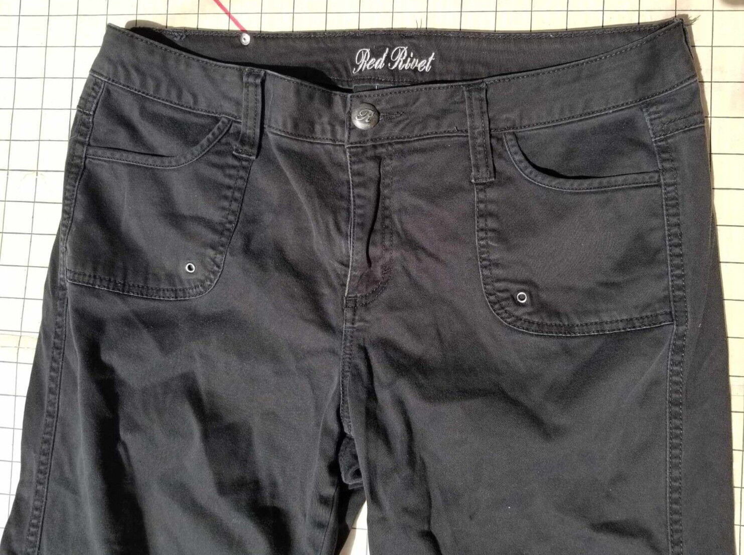 VINTAGE RED RIVET JEANS Black Size 16 Cargo Pockets 1990’s Emo Goth Punk